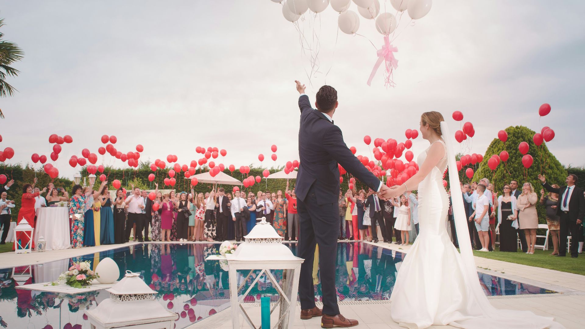 15. Des invités inattendus se présentent