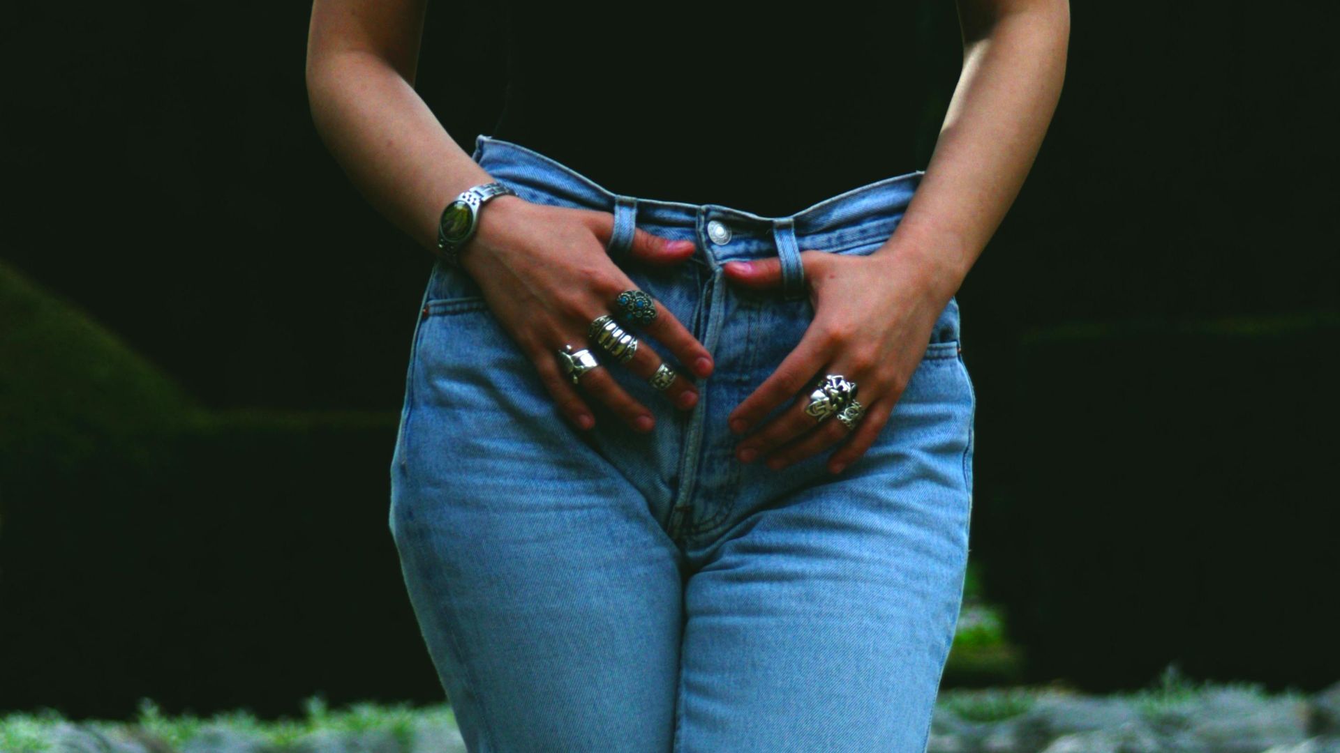 1. Pantalon à taille haute pour lisser le ventre