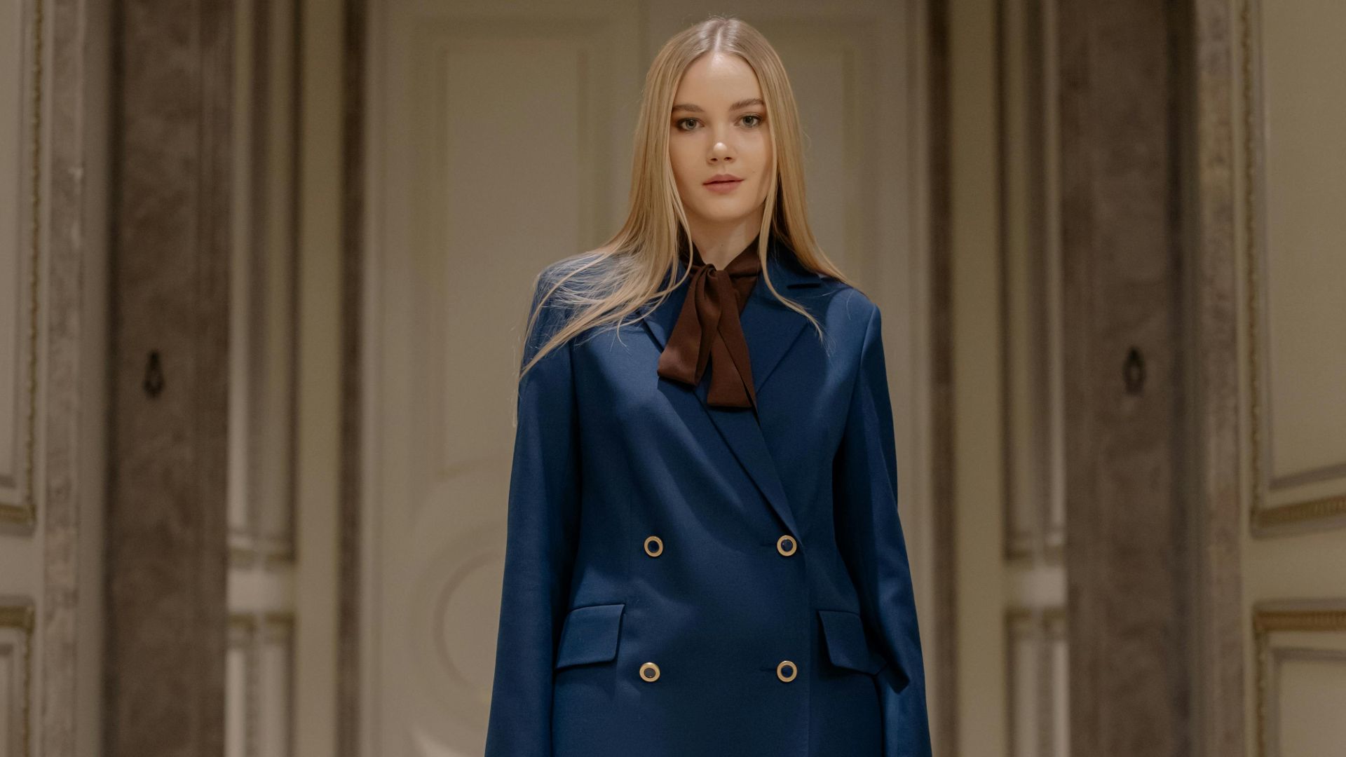 5. Vestes à double boutonnage pour équilibrer le cadre