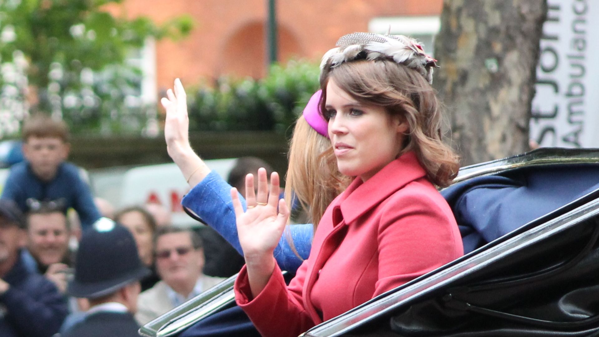 4. La robe de mariée rose chair de la princesse Eugénie (2018)