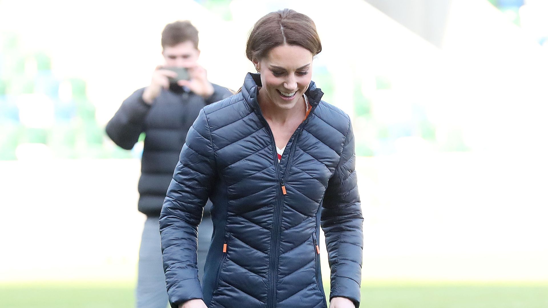 14. La robe à épaules découvertes Alexander McQueen de Kate Middleton (2017)