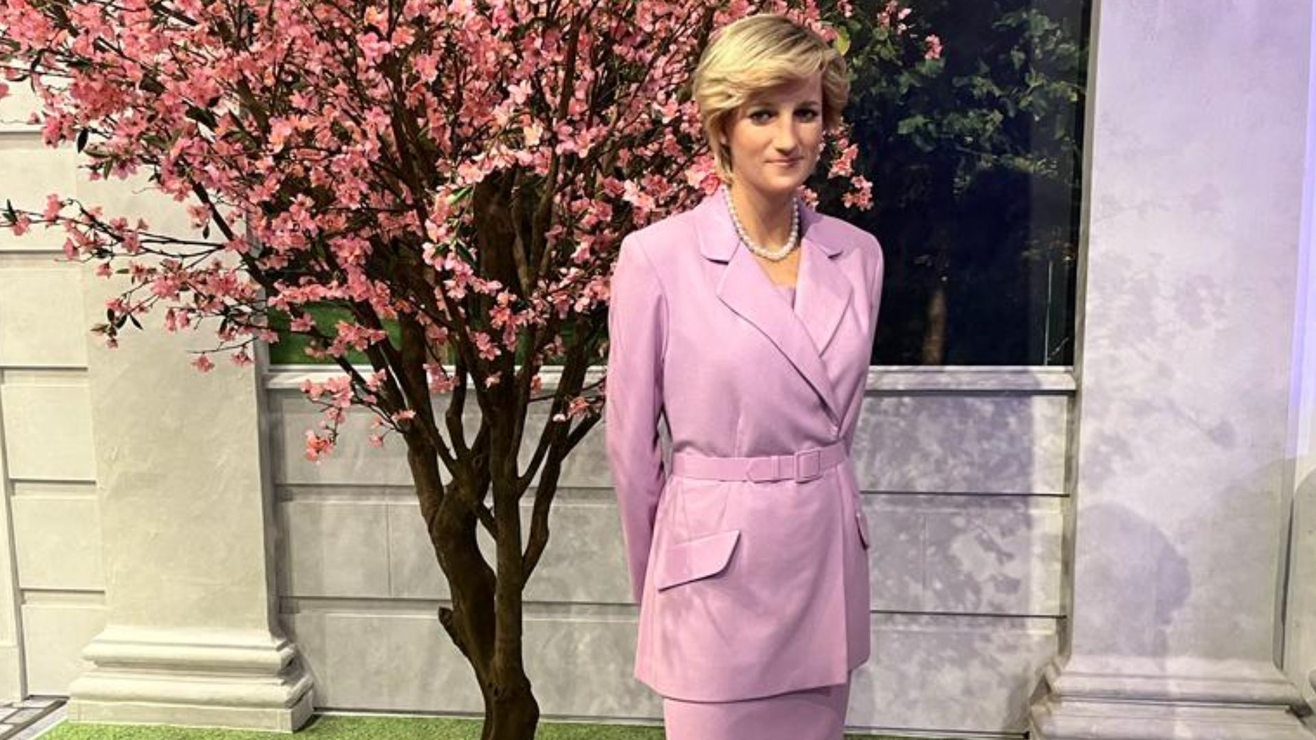 20. La robe "Travolta" de la princesse Diana (1985)