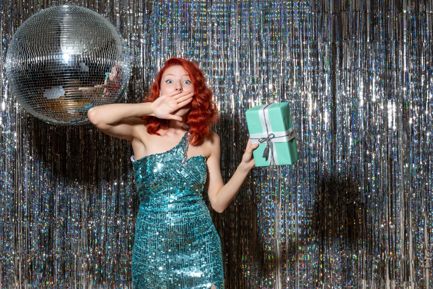 7 façons de porter les paillettes à Noël &amp; 7 erreurs fatales