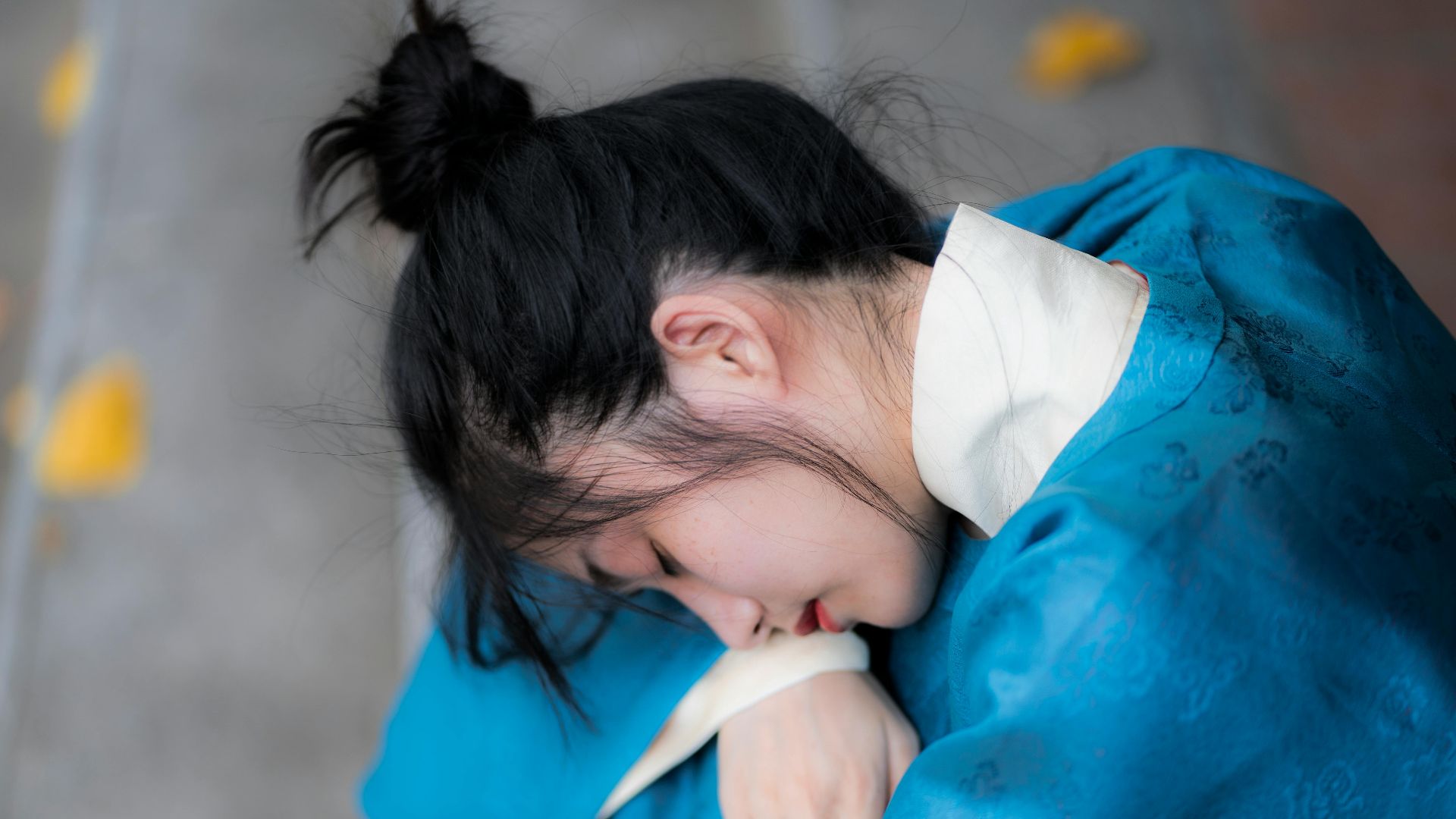 5. Coiffure décoiffée