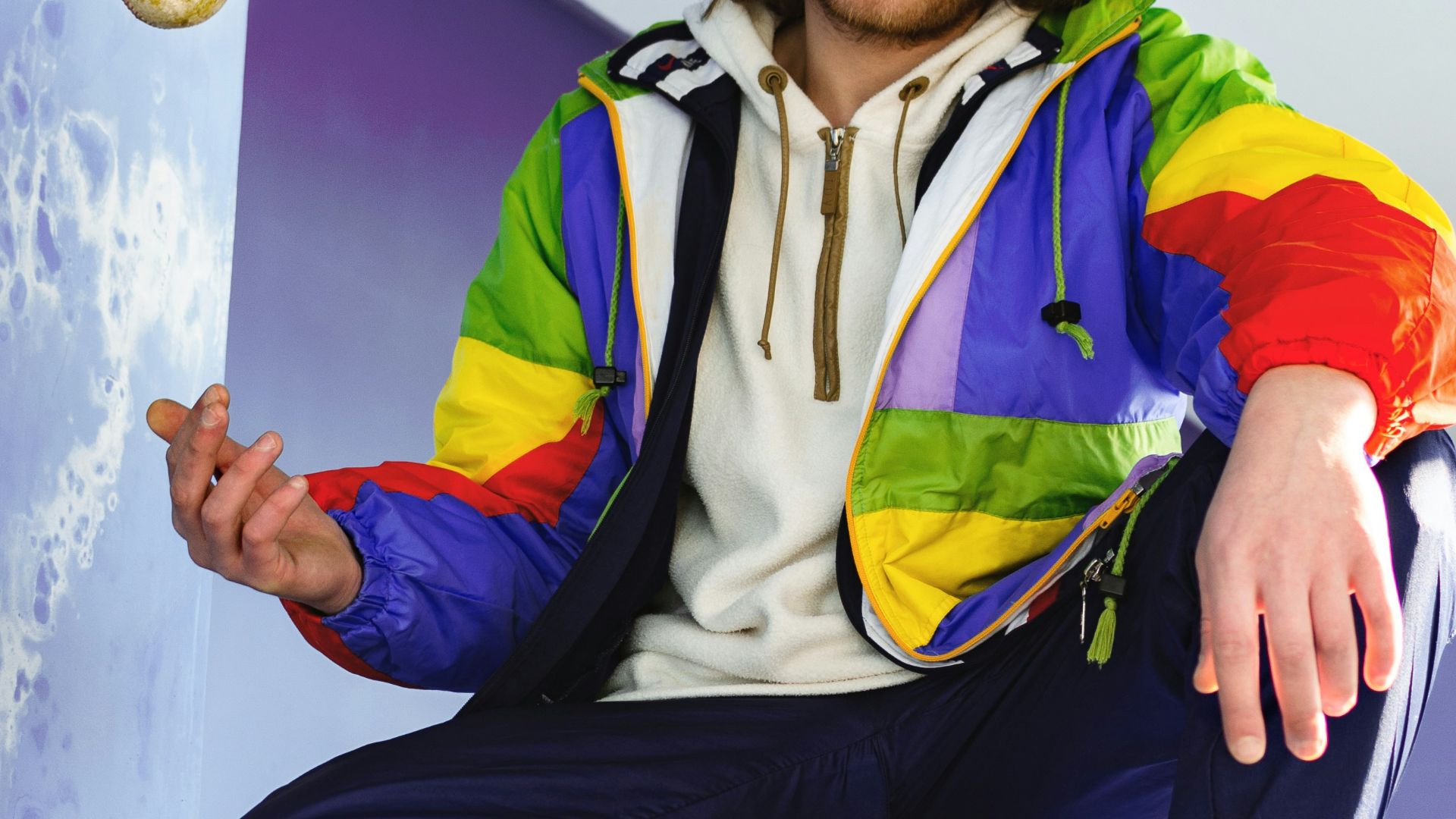 1. Porter des couleurs opposées