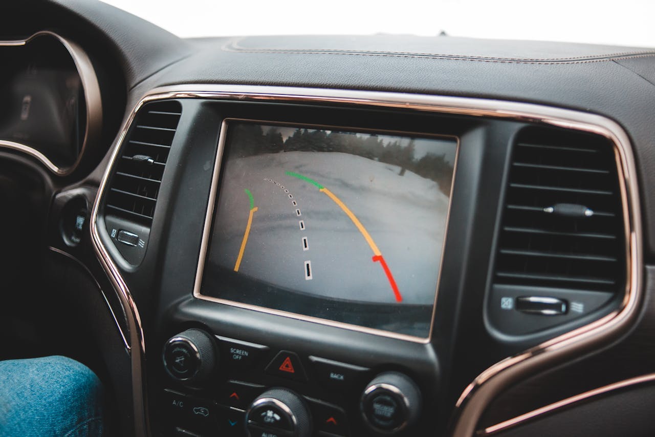 Low-end reversing camera