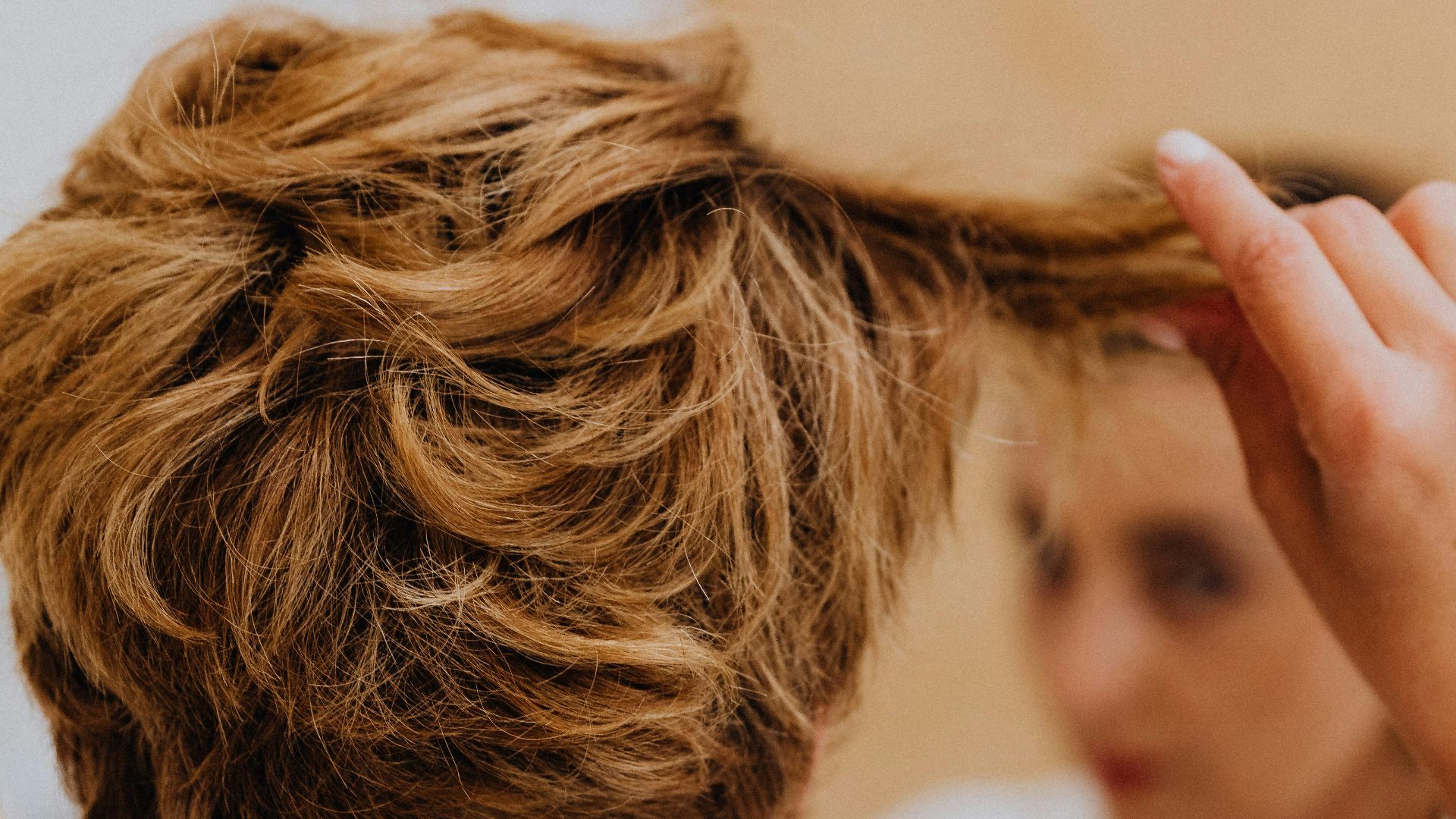 5. Réduit les pellicules et la desquamation