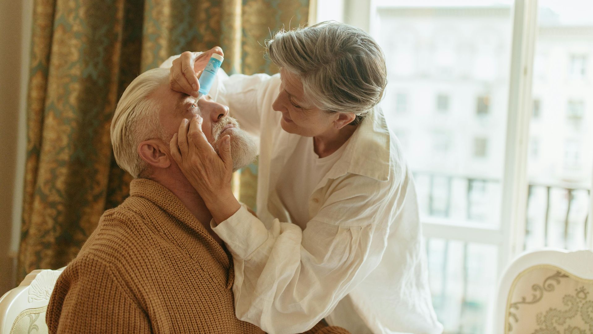 5. L'utilisation quotidienne d'un collyre prévient tous les problèmes oculaires