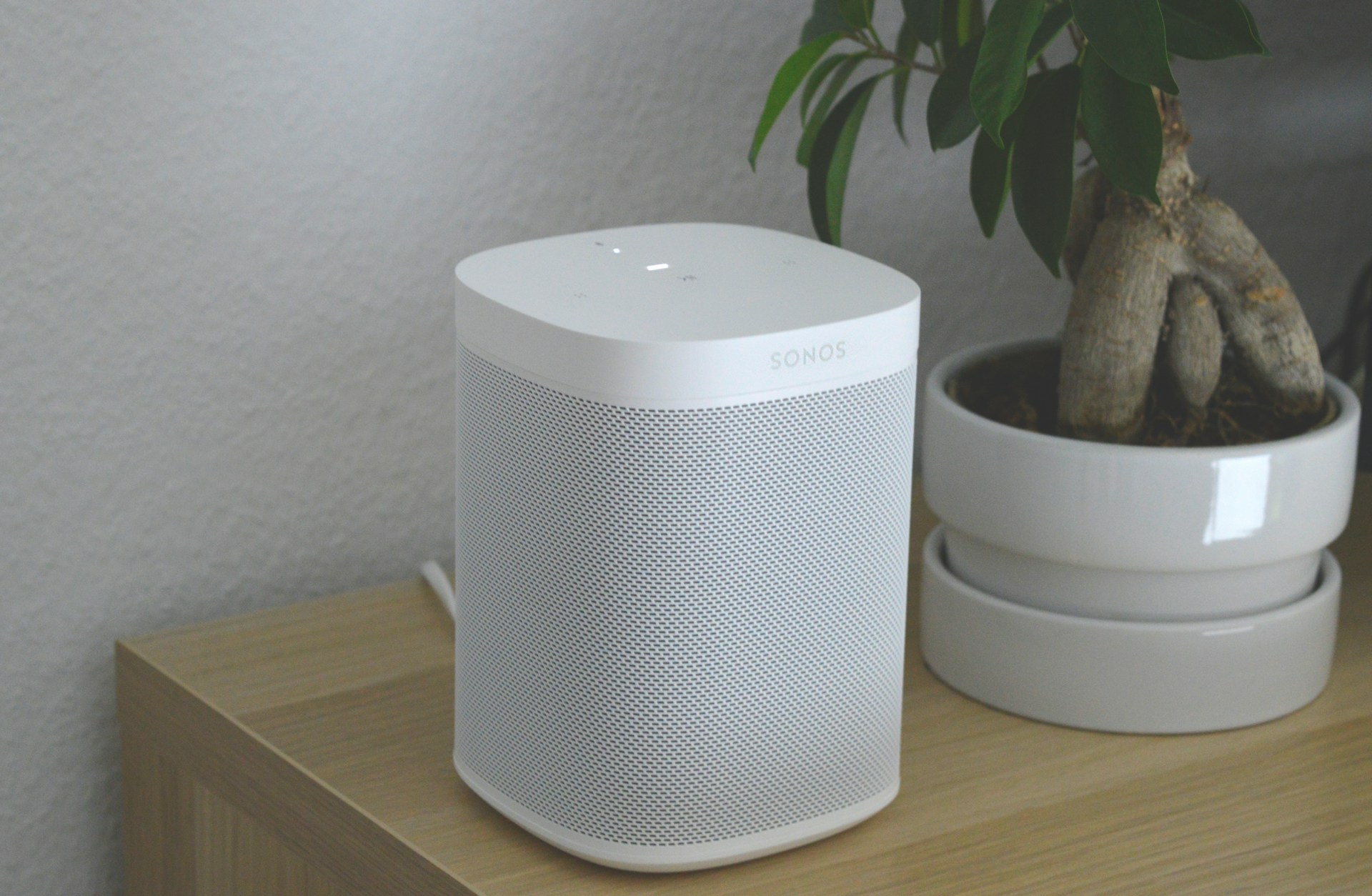 Smart speaker