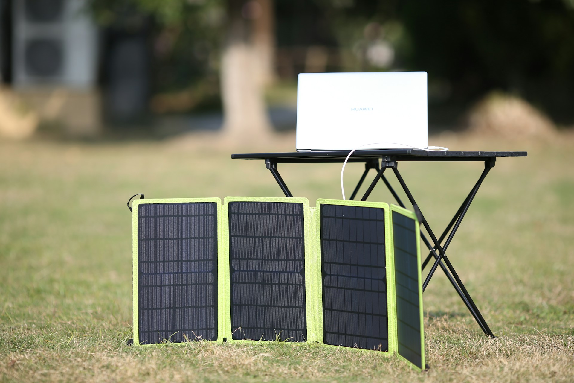 Portable solar charger