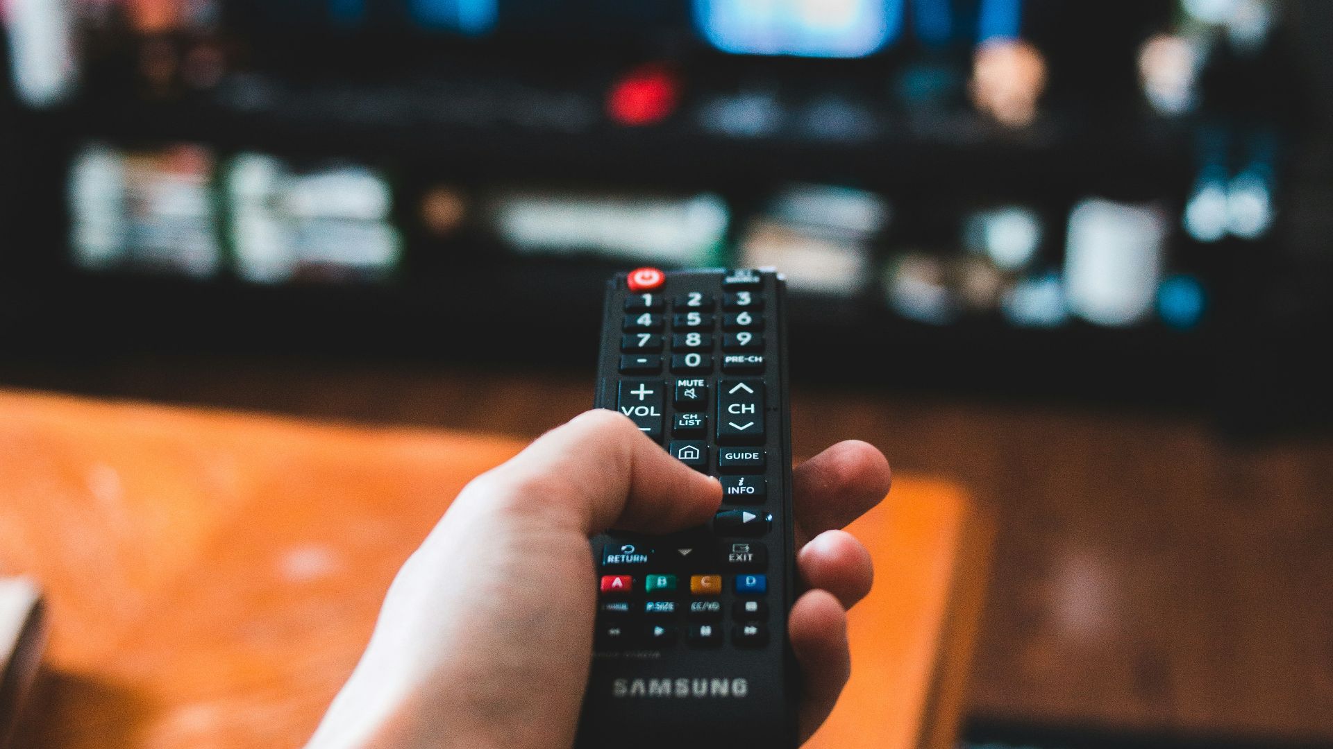 12. Télévision