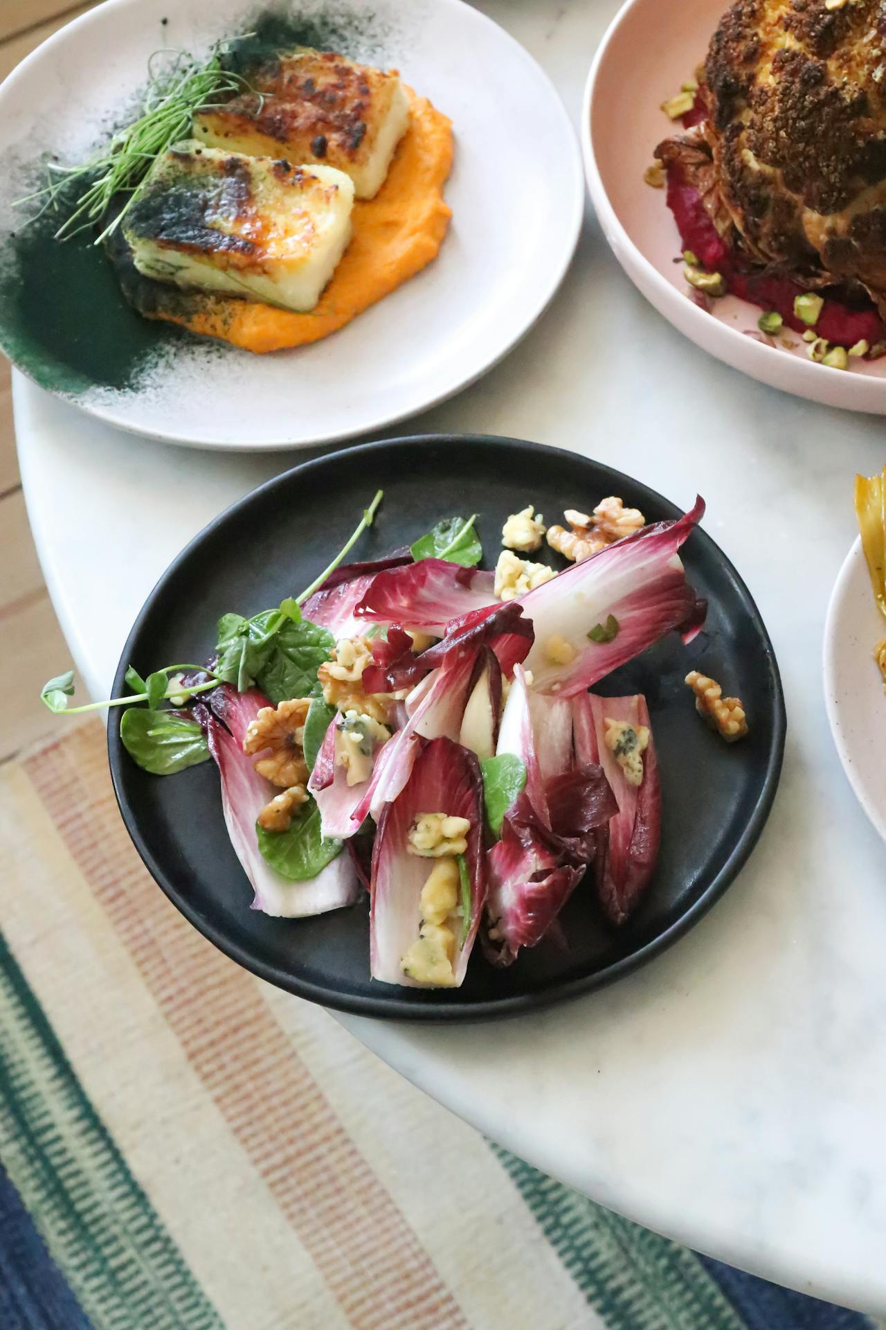 6. Stuffed mushrooms-Endives salad with walnuts and goat's cheese-Poultry supreme-Dark chocolate log with chestnuts