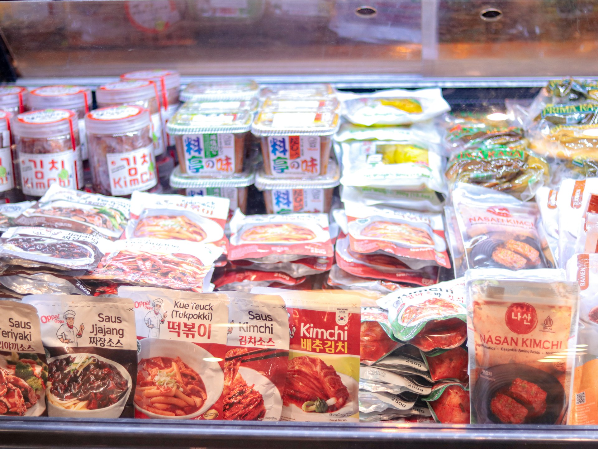 9. Presenting unprocessed industrial dishes