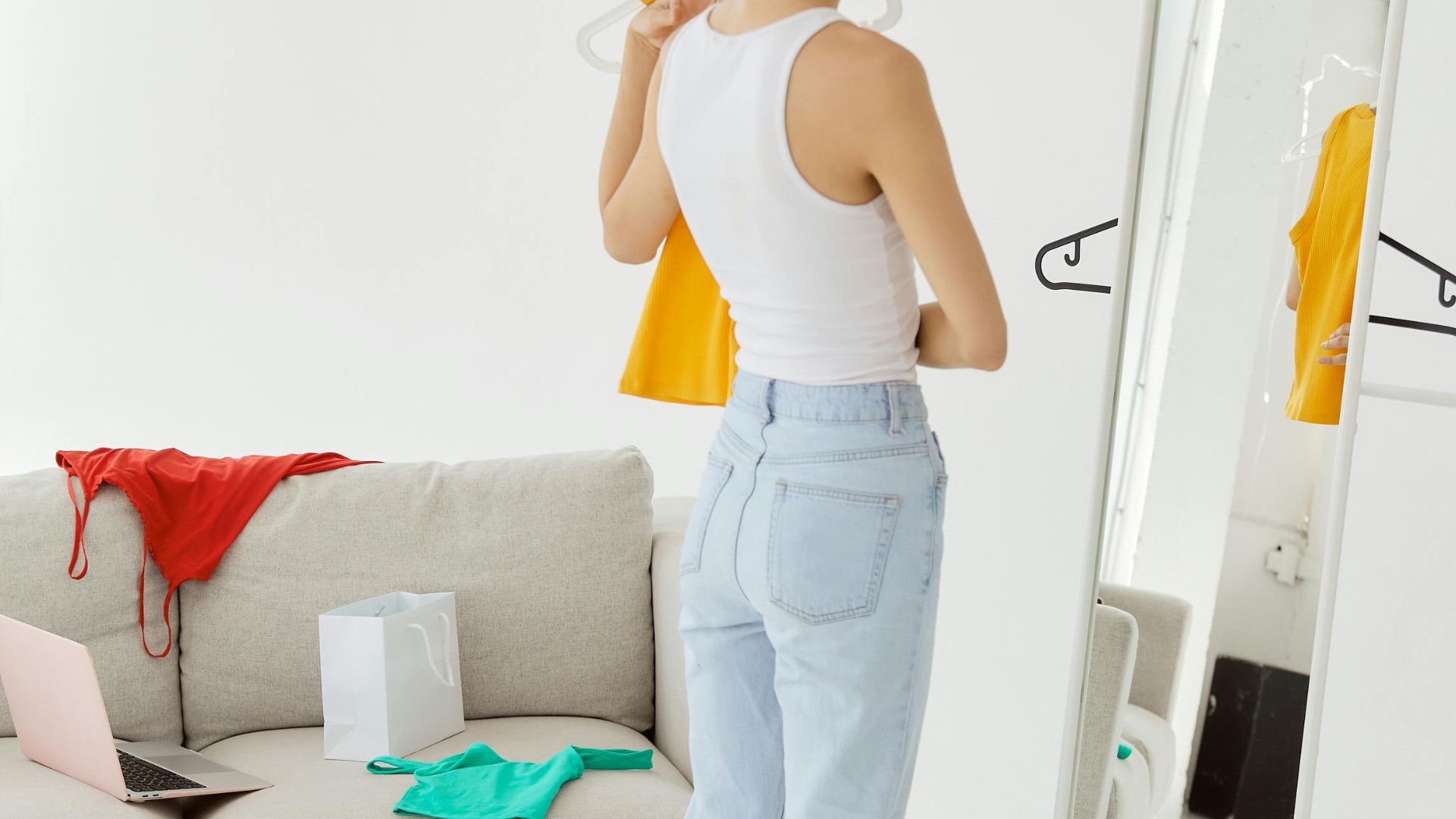 9. Essayer toutes les tenues