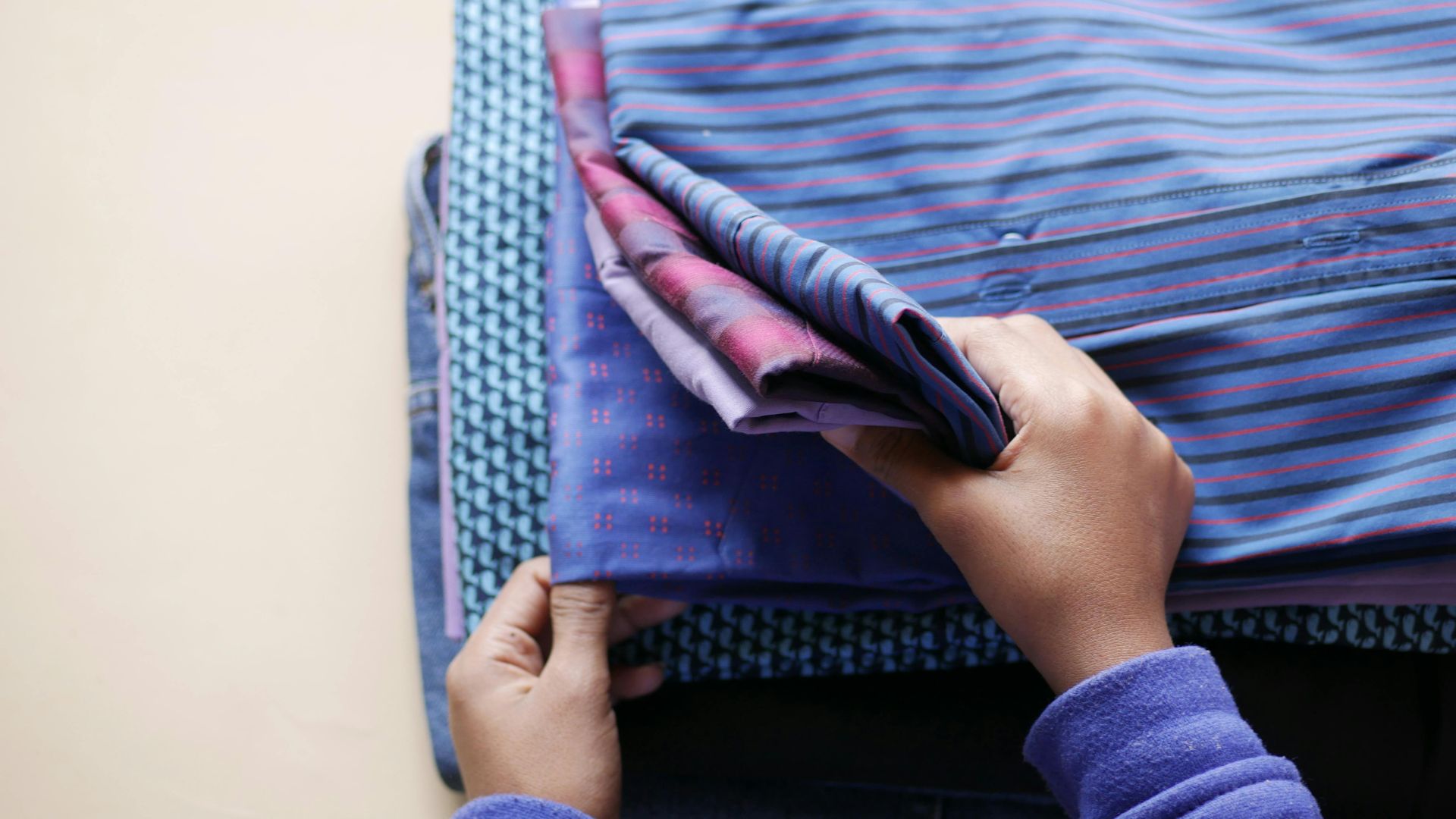 14. Chemises à plis