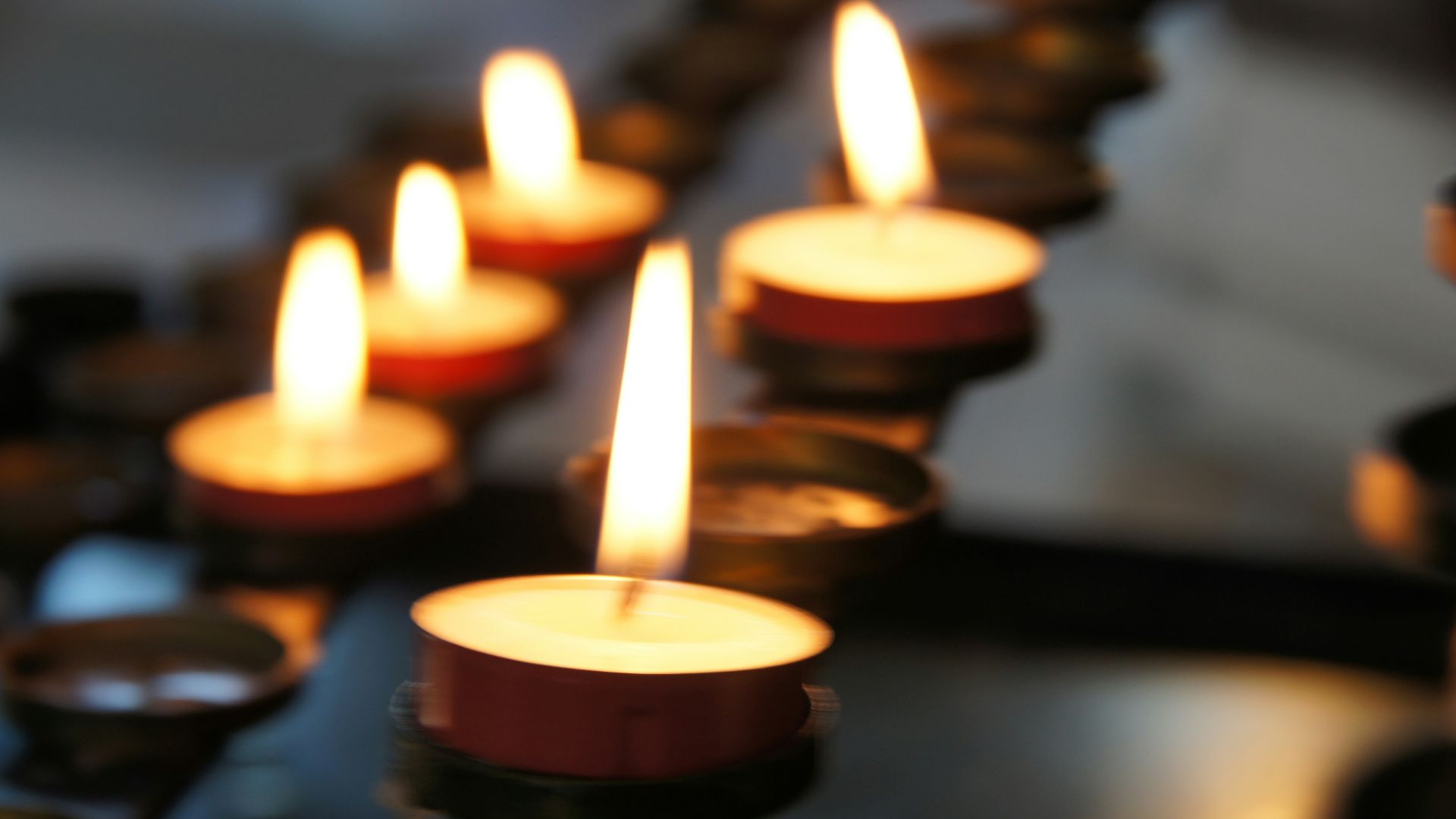 18. Ses funérailles ont été massives