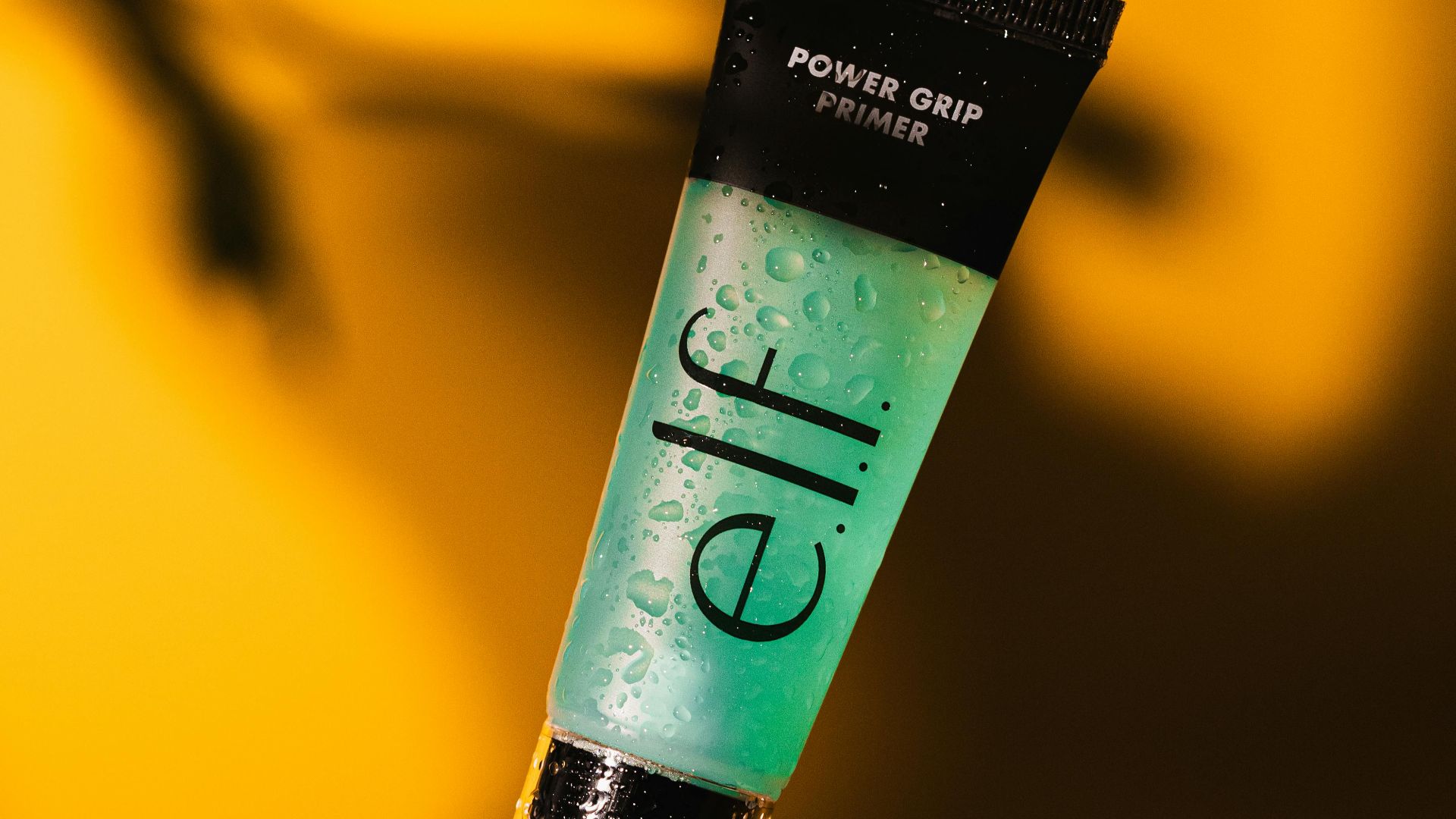 2. Utiliser un apprêt hydratant