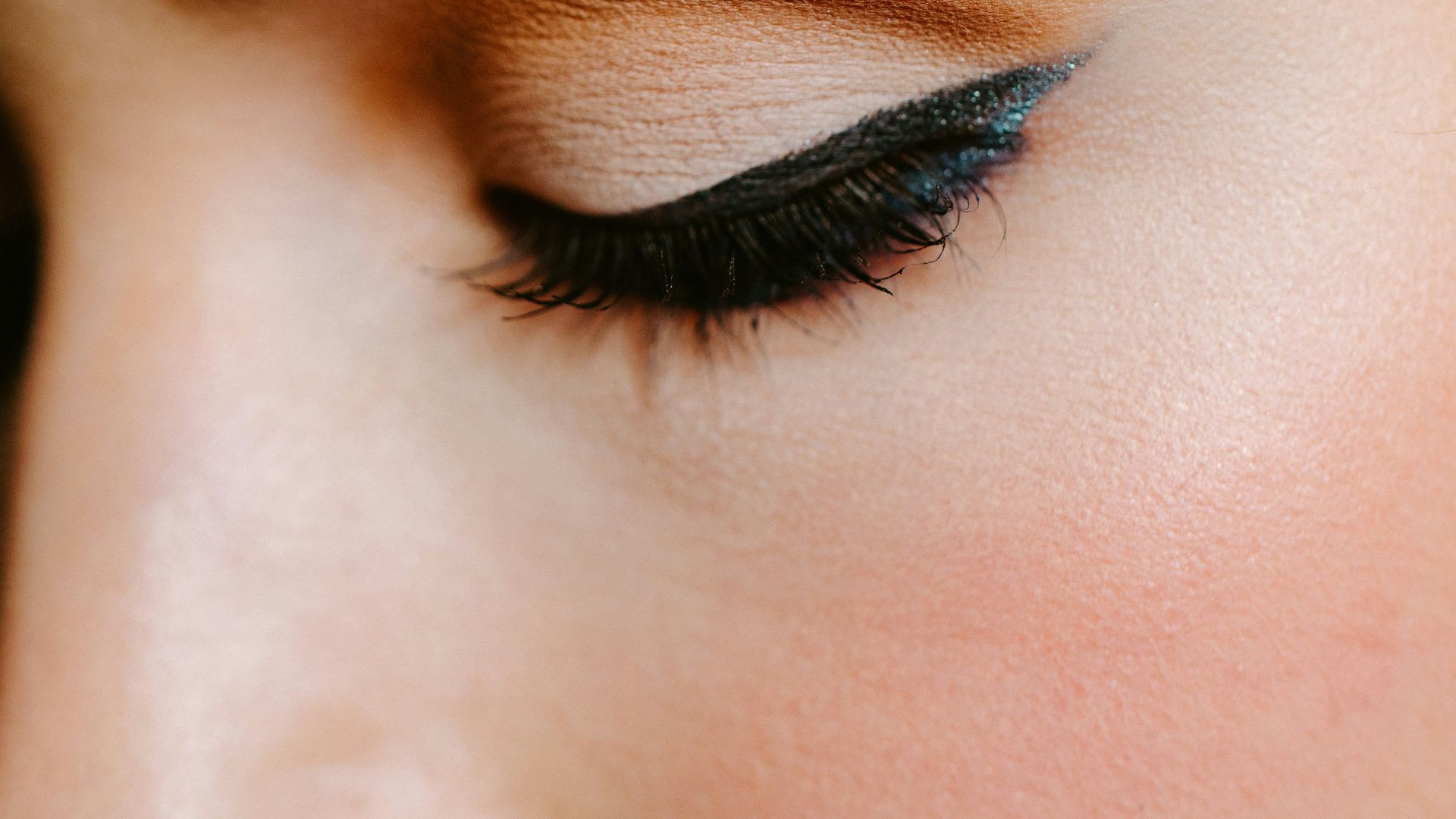 11. Utiliser des fards à joues et des bronzants en crème