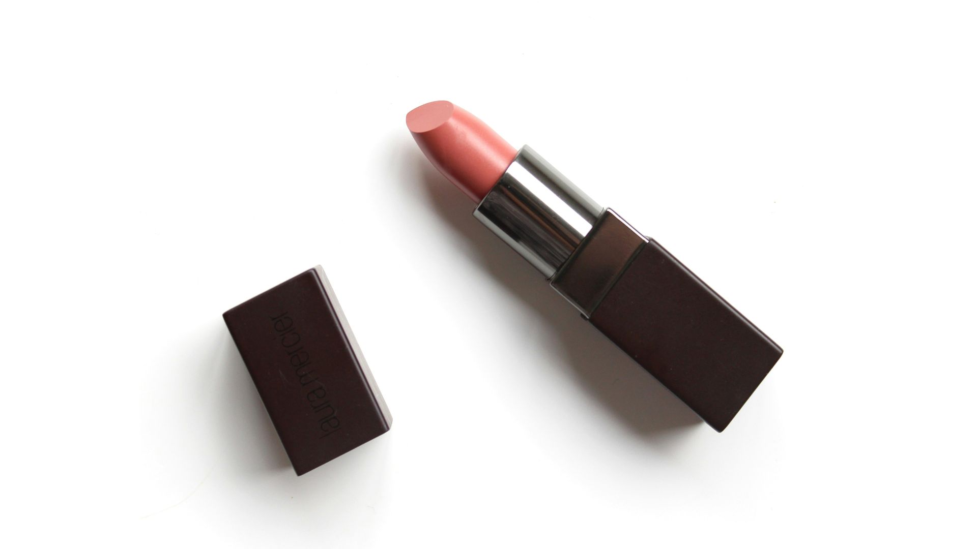 18. Optez pour un rouge à lèvres crémeux ou satiné