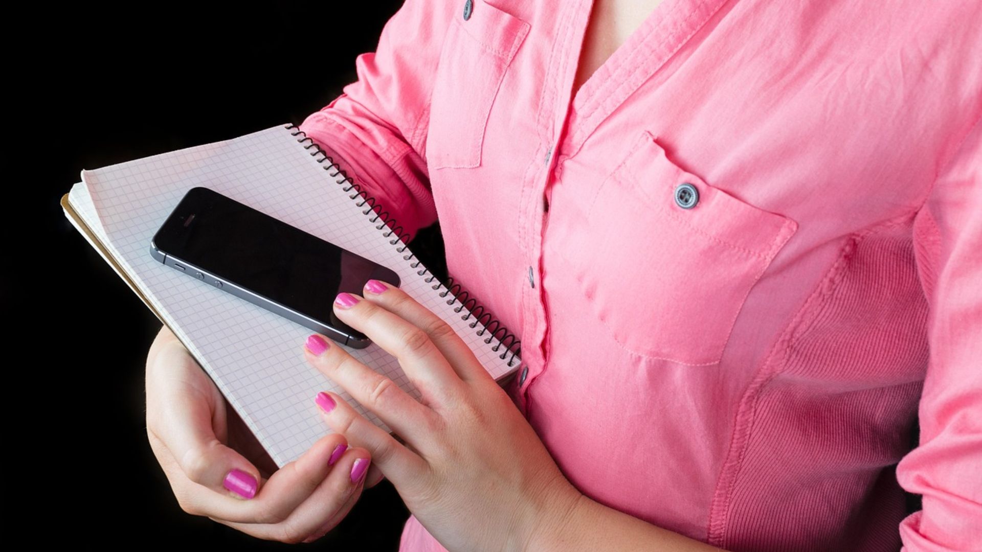 8. Chemises moulantes