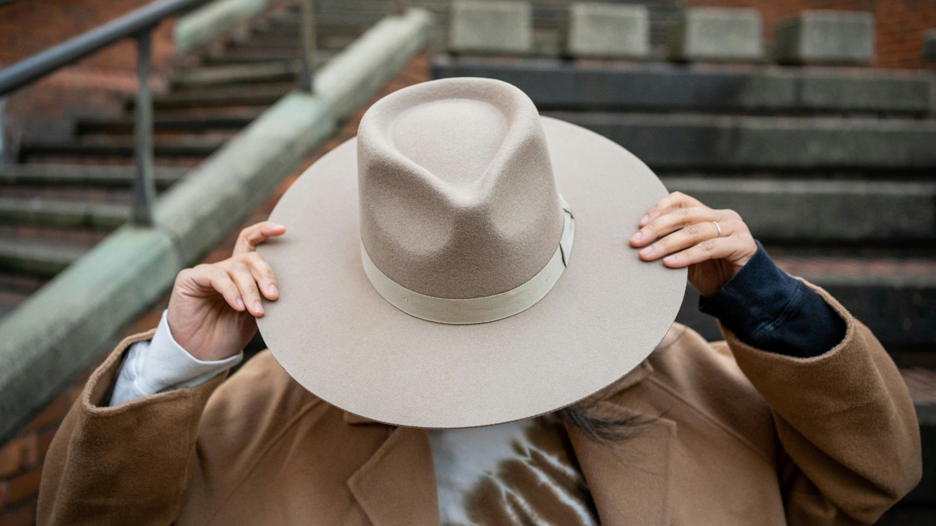 19. Certains chapeaux