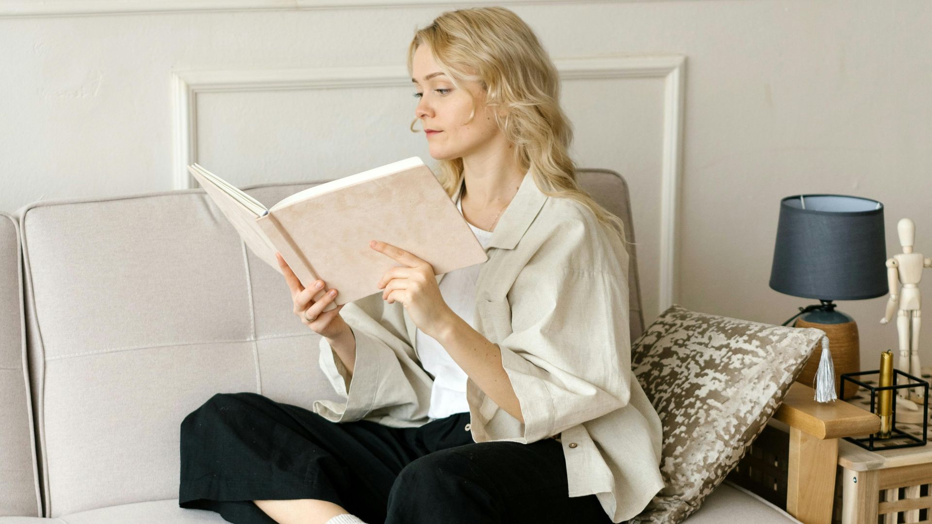 13. Les yeux se fatiguent après une courte lecture