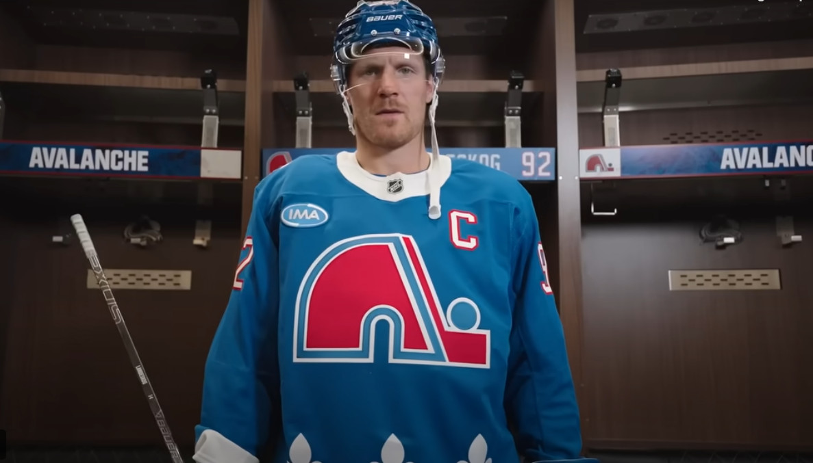 Nordiques jersey at the Bell Centre: RBC advertising is the problem