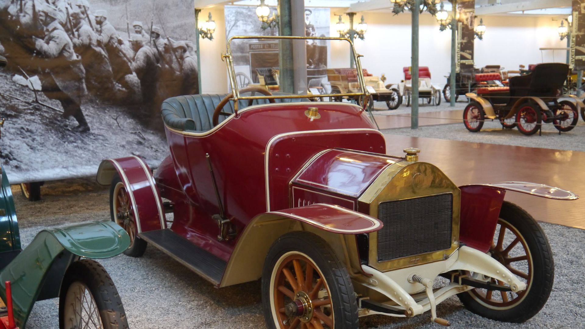 2. Cité de l'Automobile, France
