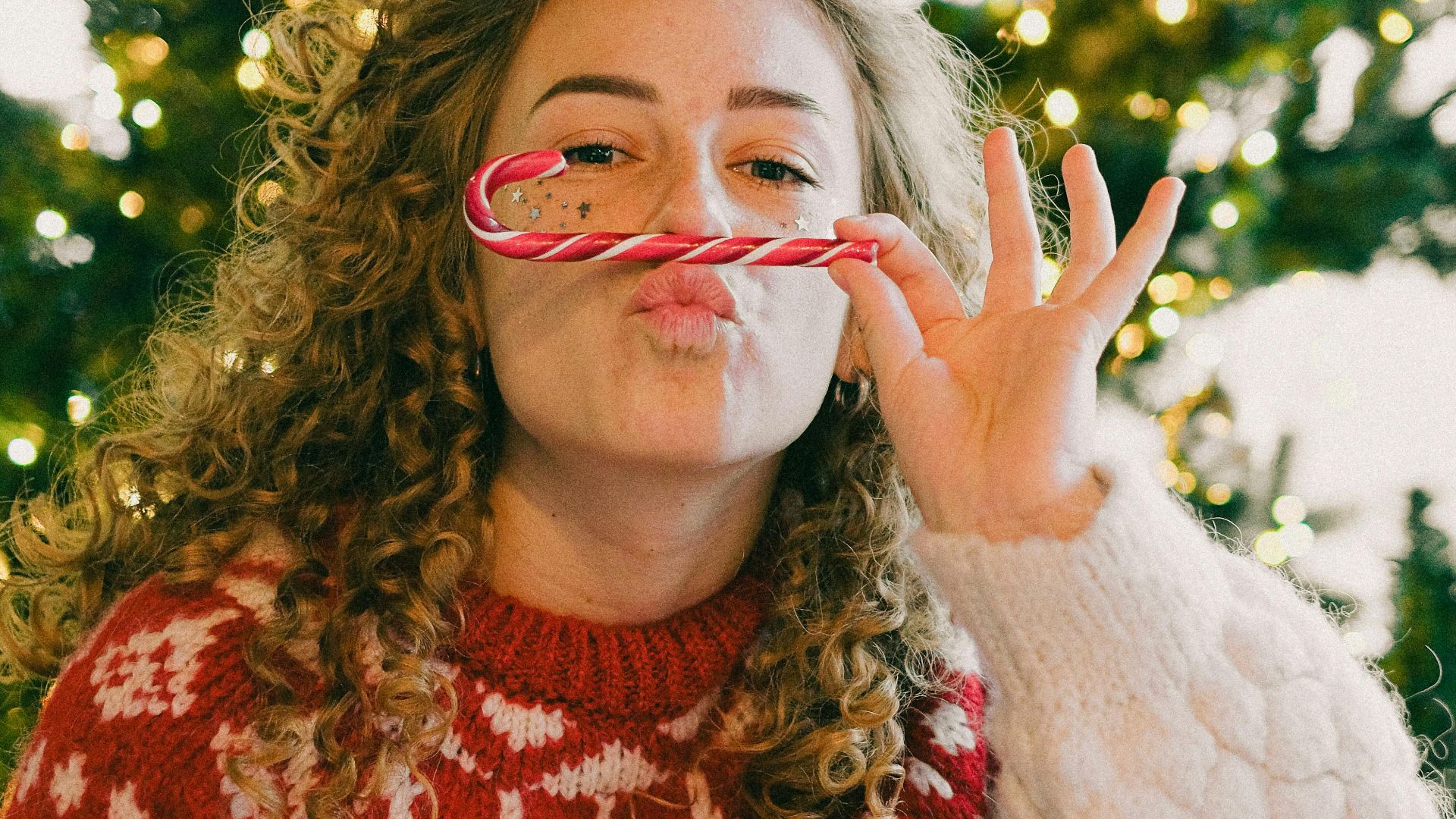 20 idées de tenues mignonnes pour les femmes le matin de Noël