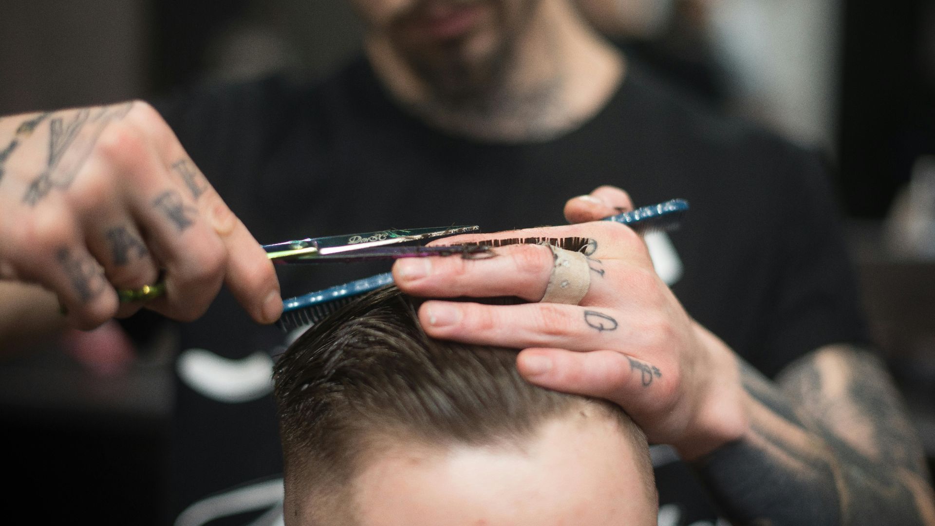 17. Le barbier impossible