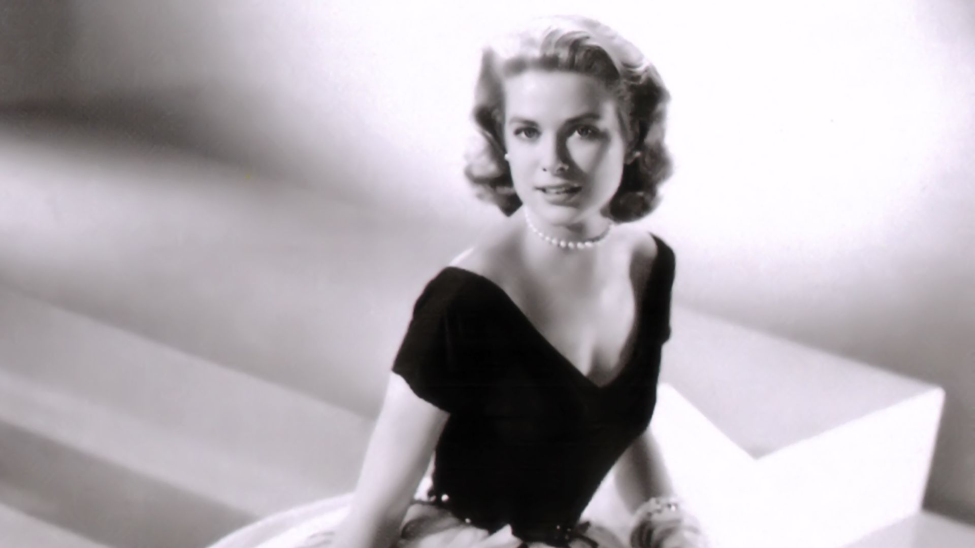 3. Grace Kelly
