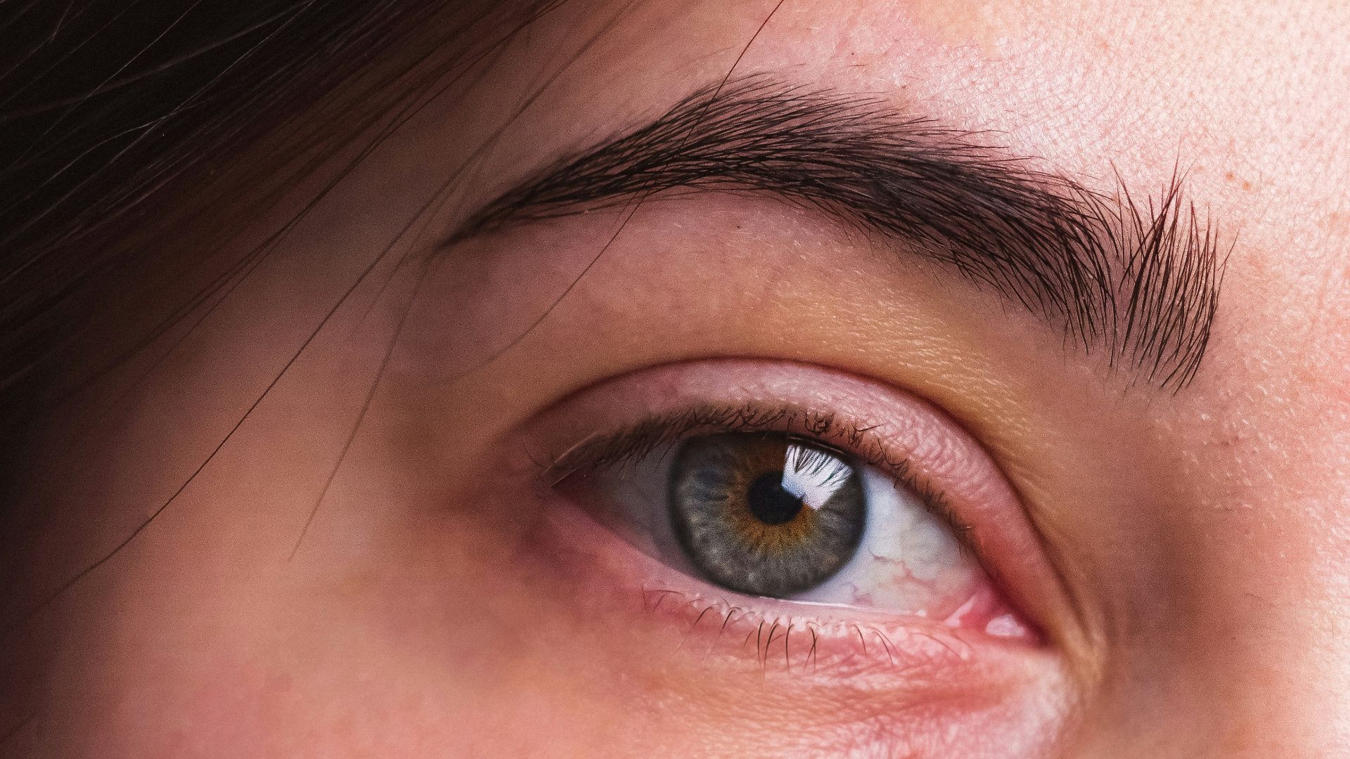 8. Définissez vos sourcils