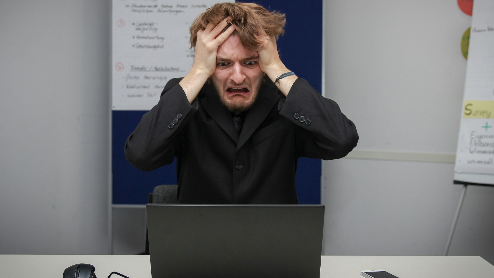 9. Vous vous sentez envieux lorsque les autres parlent de leur travail