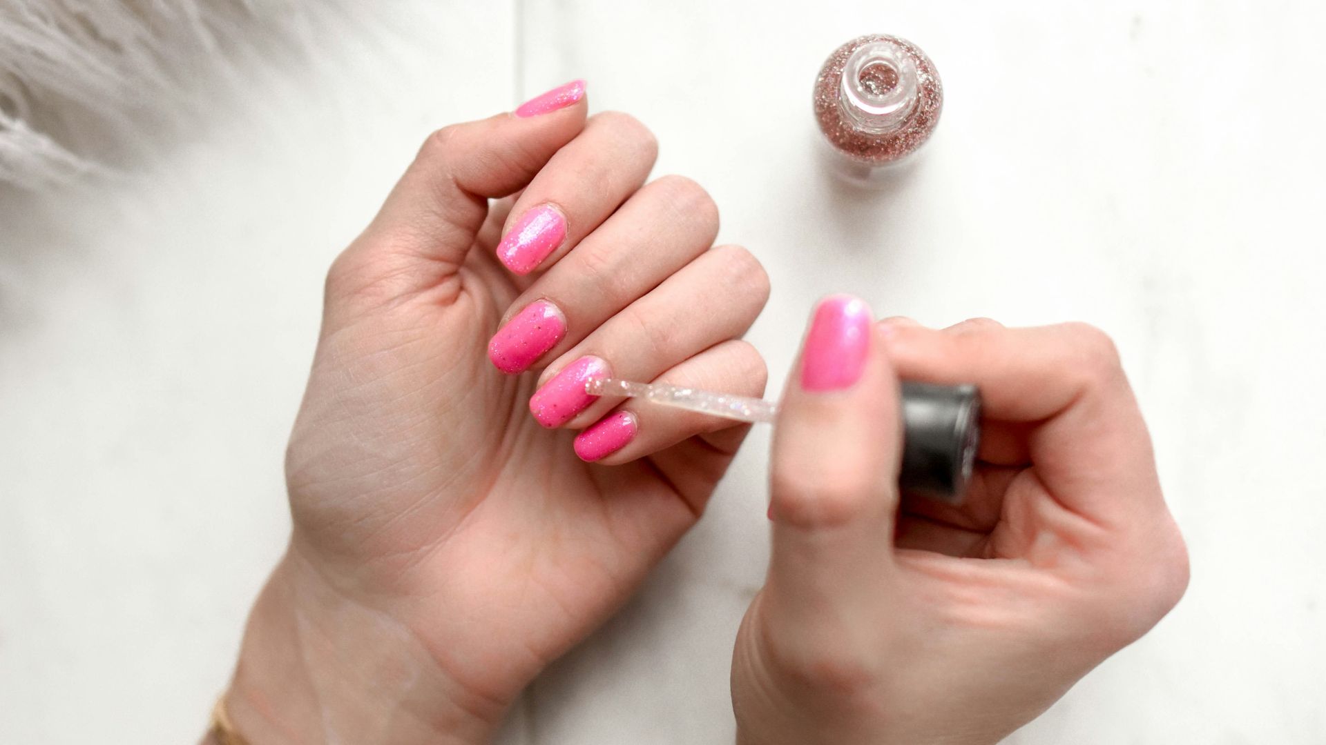 10. Soins des ongles