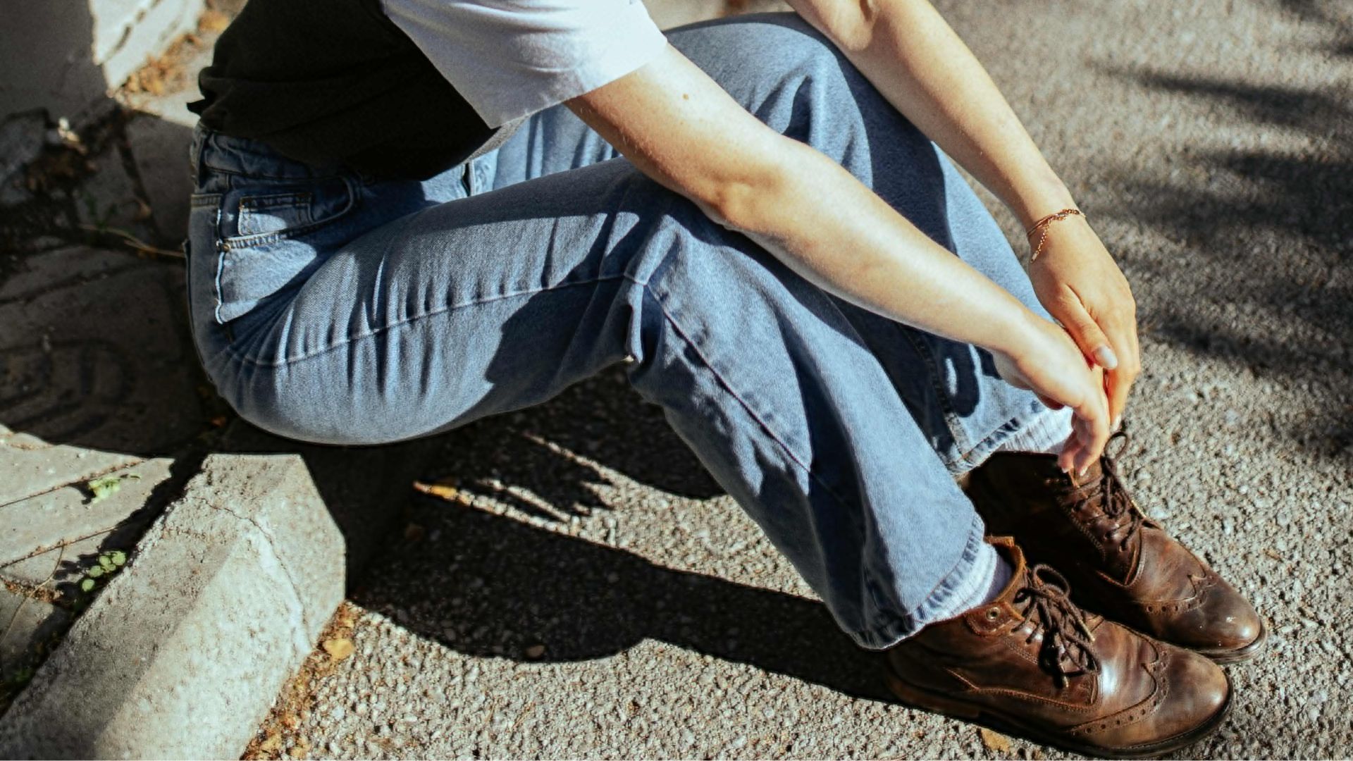 3. Jeans Bootcut