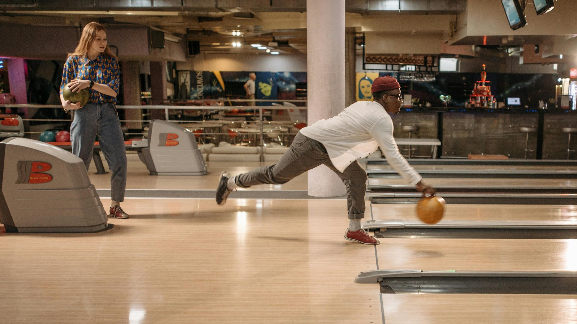 6. Bowling