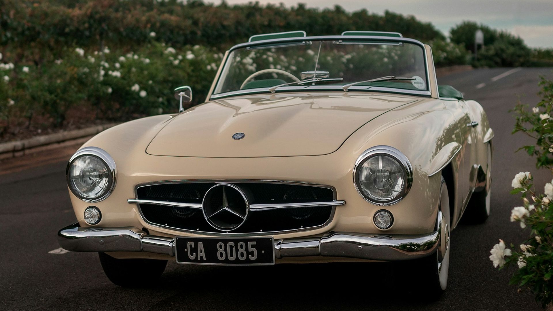 8. Mercedes SL