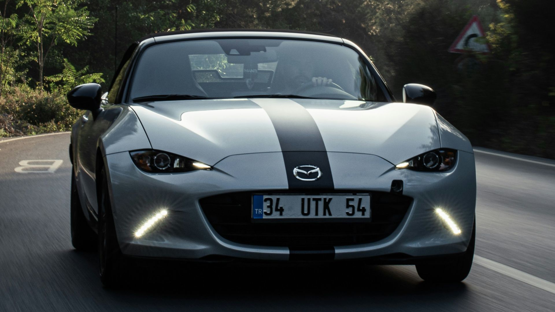 15. MAZDA mx5