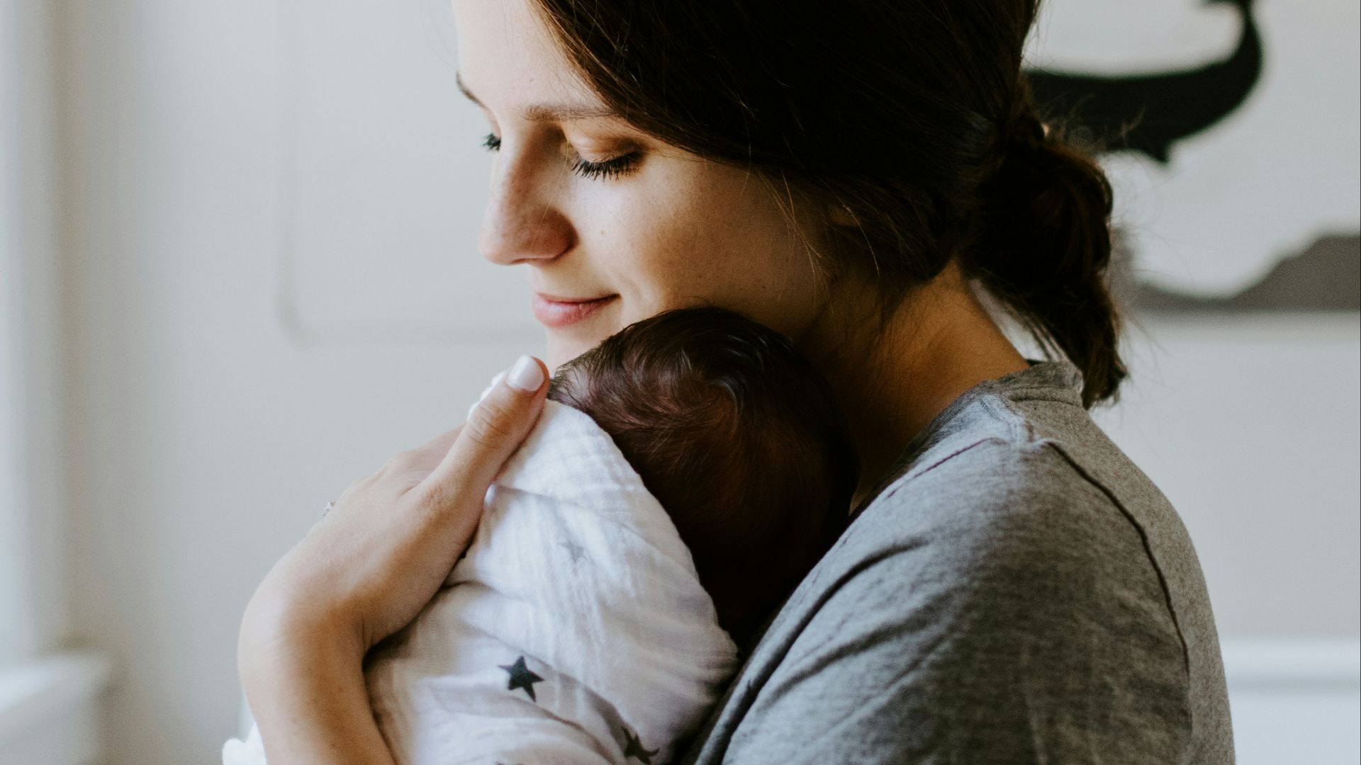 6. « Pregnancy, Childbirth, and the Newborn » (Grossesse, accouchement et nouveau-né) par Penny Simkin et autres
