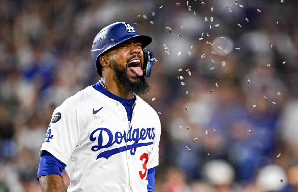 Rumor corner: Teoscar Hernandez is in the Royals’ sights