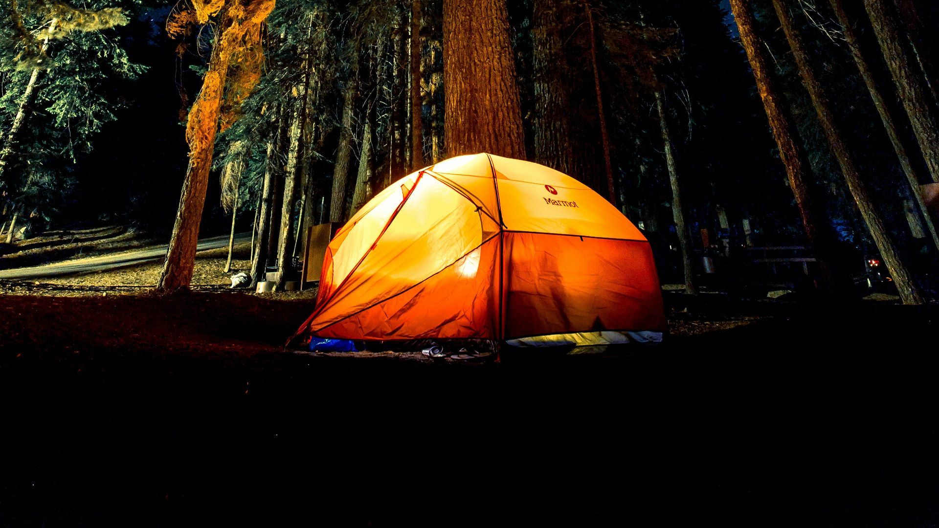 7. Ensemble d'accessoires pour auvent Ozark Trail
