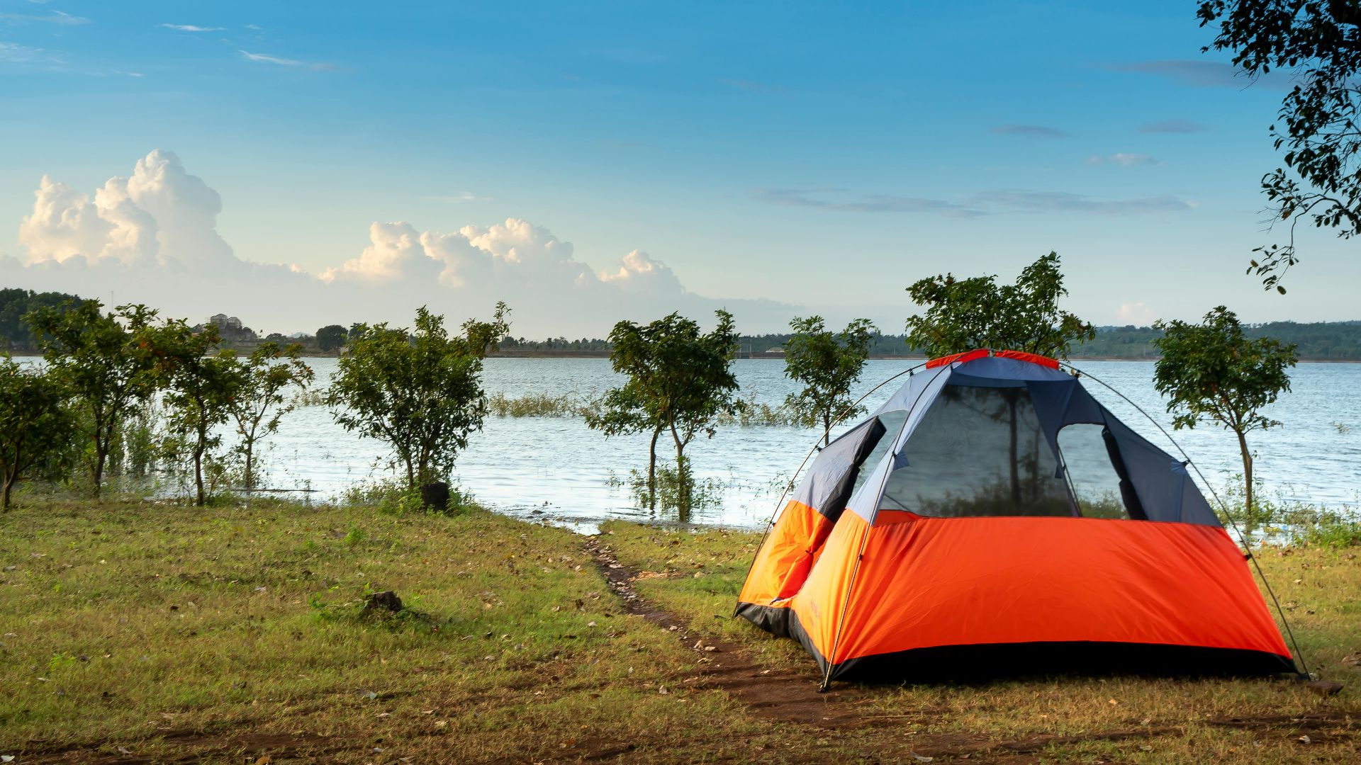 20. Douche de camping portable