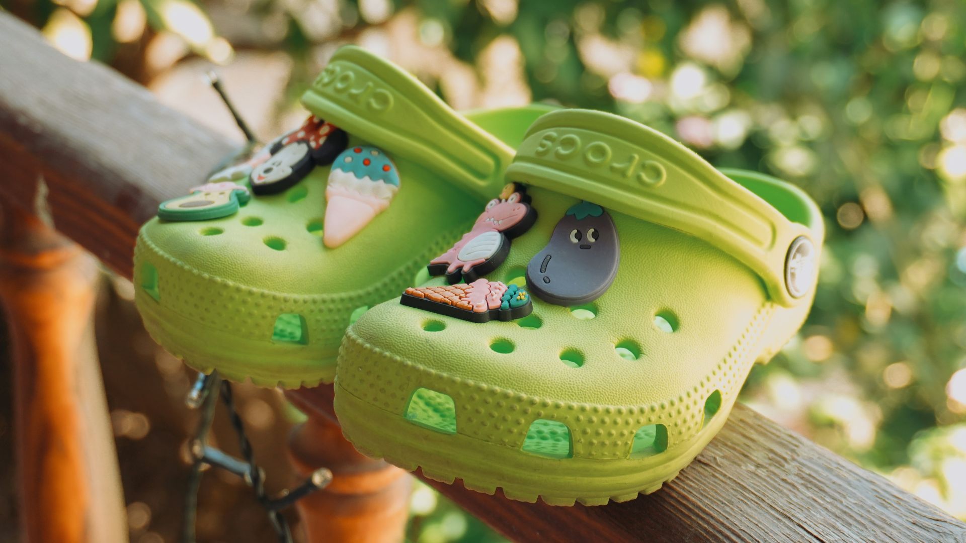 19. La gamme pour enfants de Crocs comprend des modèles officiels Disney et Pixar
