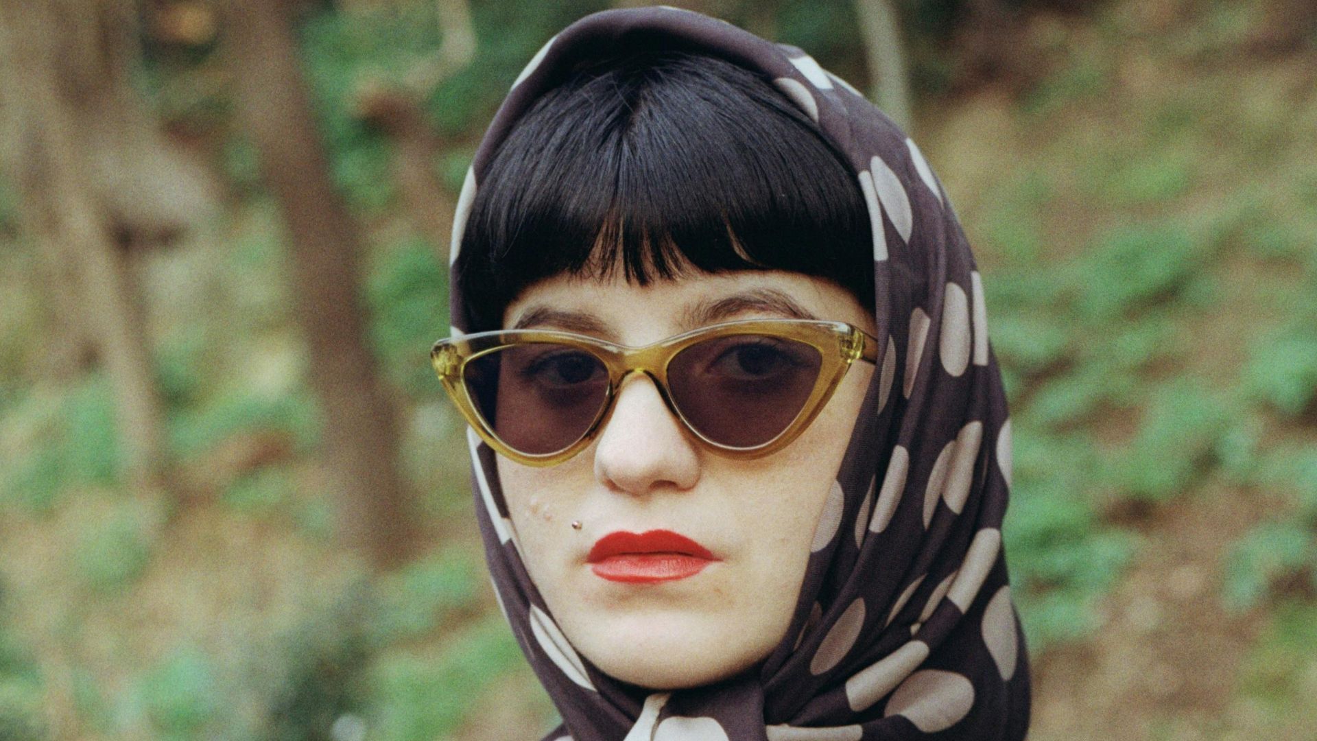 10 façons étonnantes de porter la soie et 10 erreurs à éviter