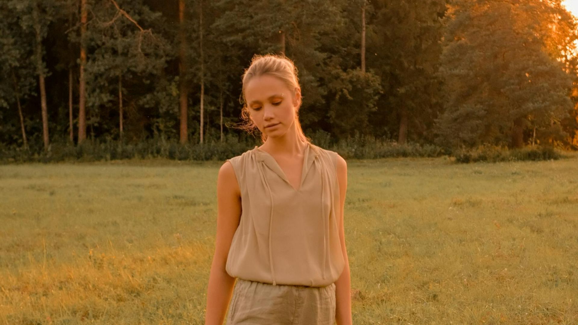 1. Porter de la soie par forte chaleur