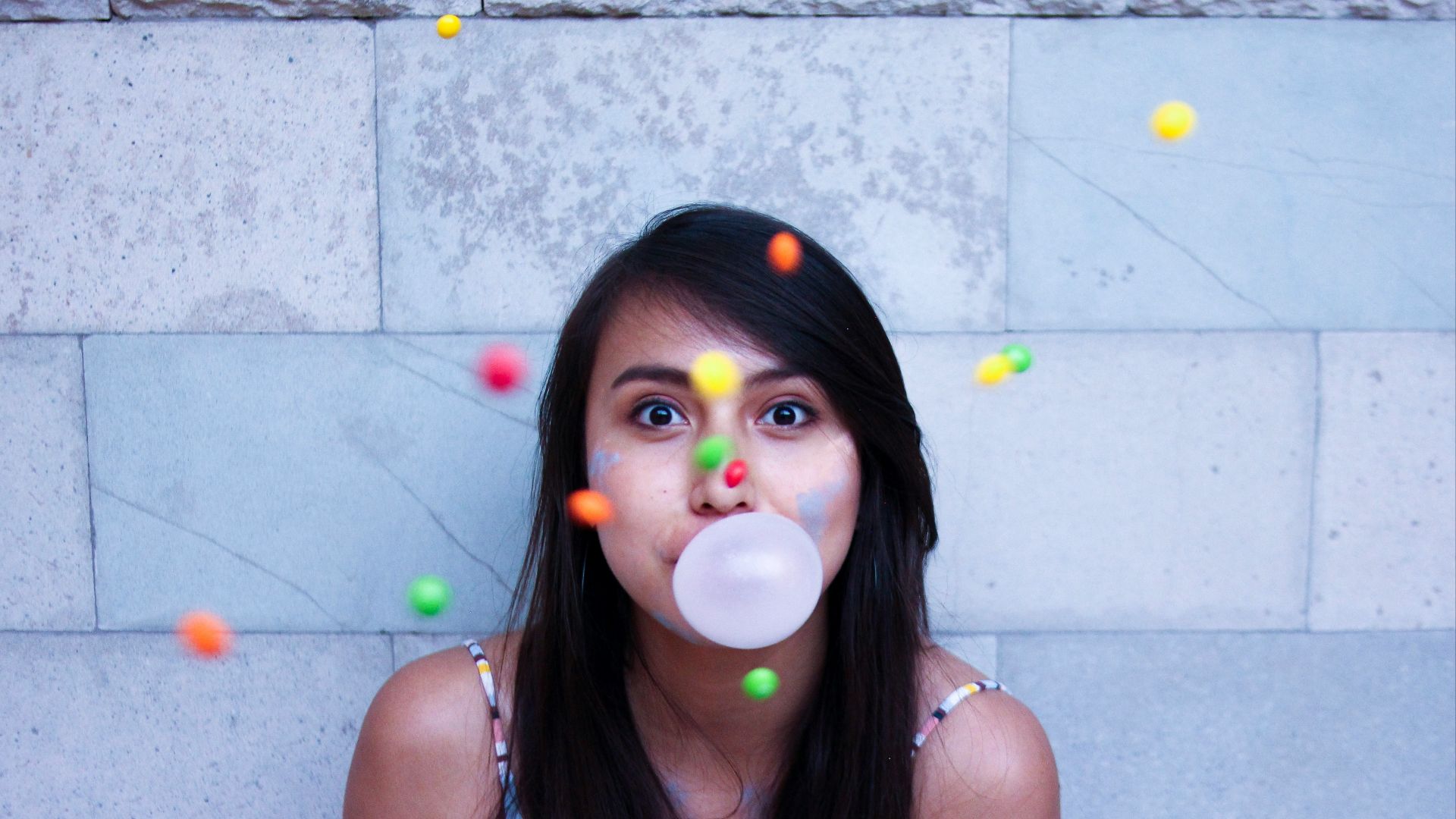 15. Il faut sept ans pour digérer un chewing-gum