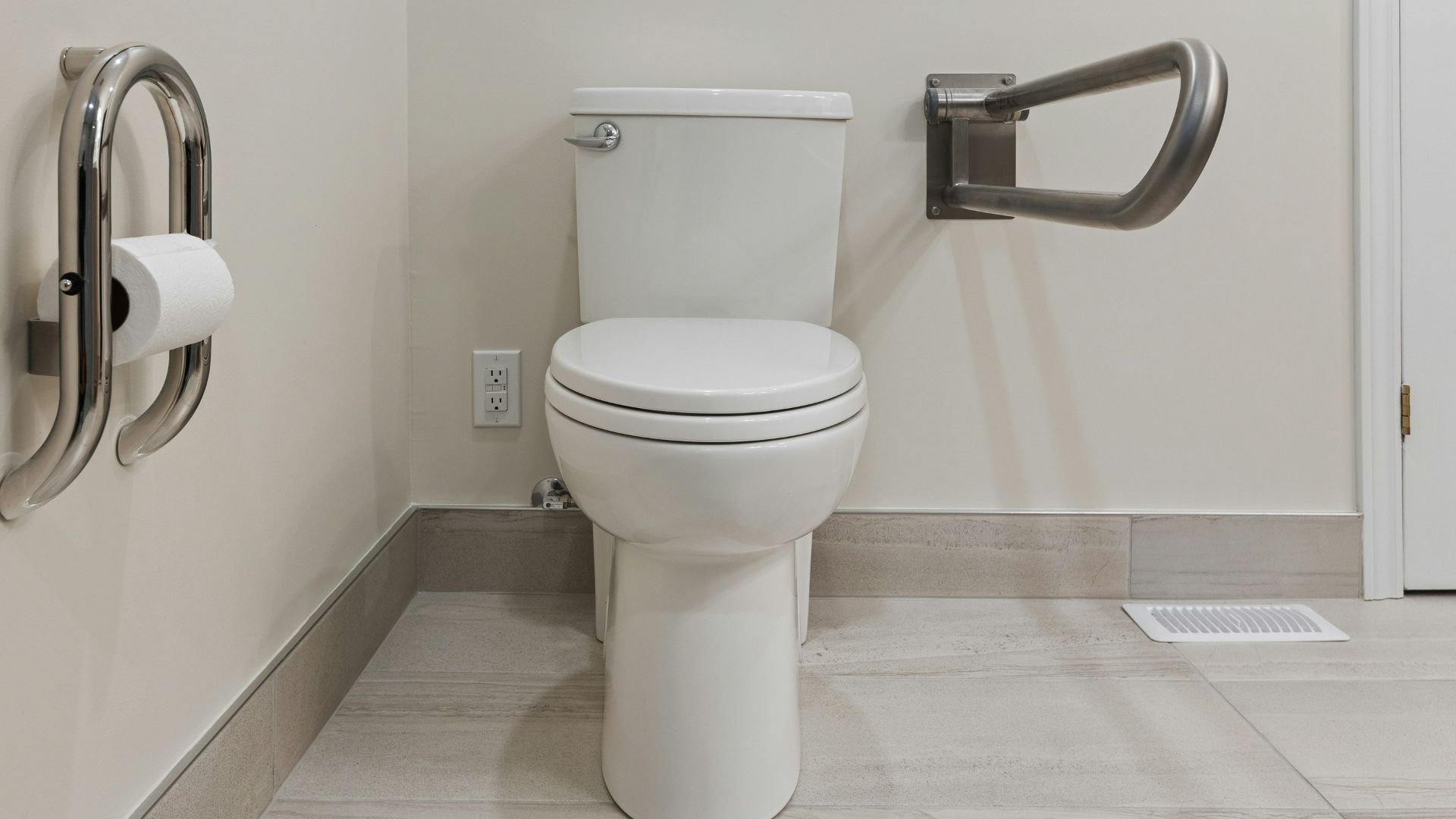 17. Les sièges de toilettes propagent les MST