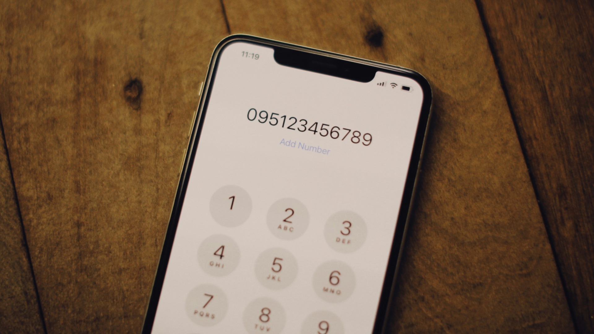 8. Est-ce que ça vient avec votre numéro de téléphone ?