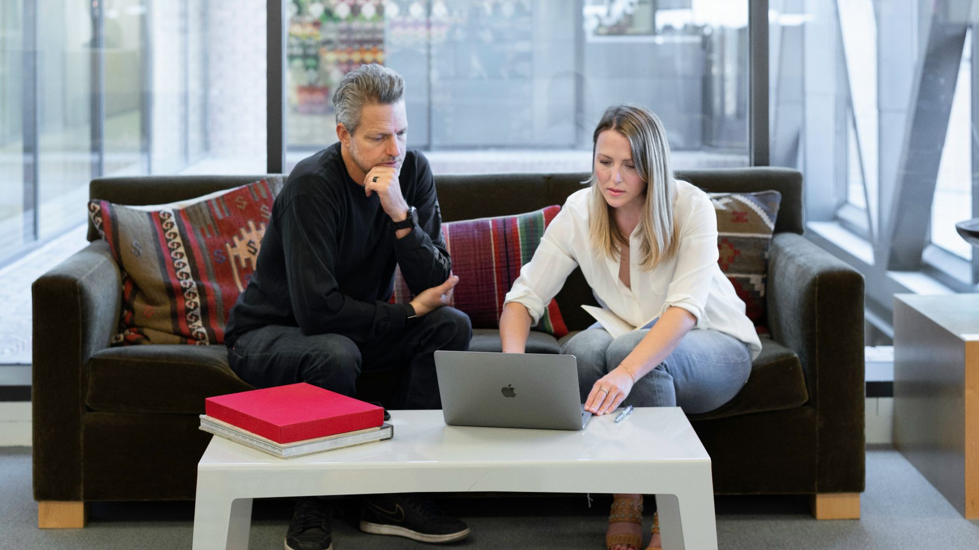 10 raisons de travailler avec un agent immobilier et 10 raisons pour lesquelles une vente privée est préférable