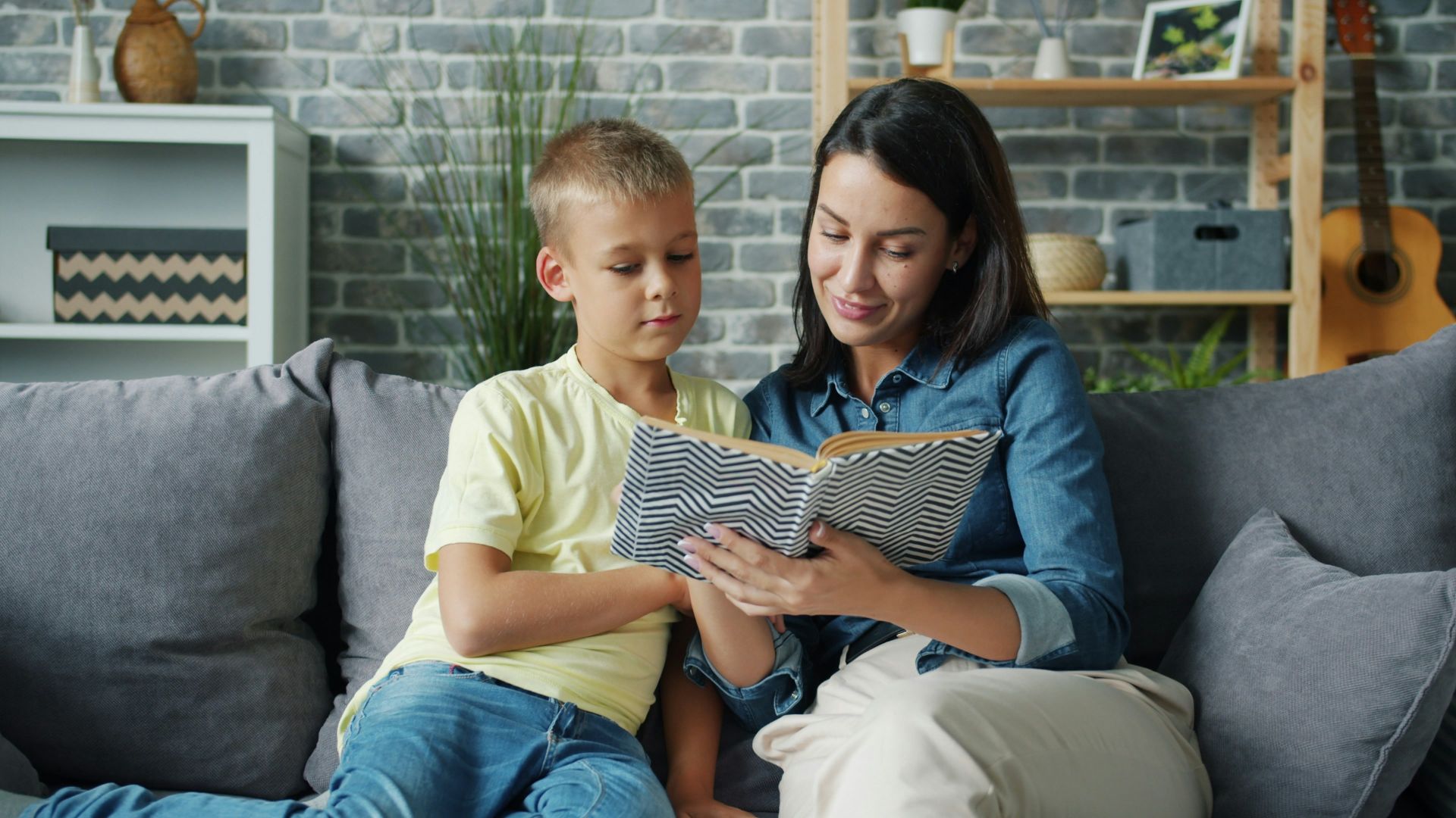 3. La lecture à voix haute développe le langage et la littératie
